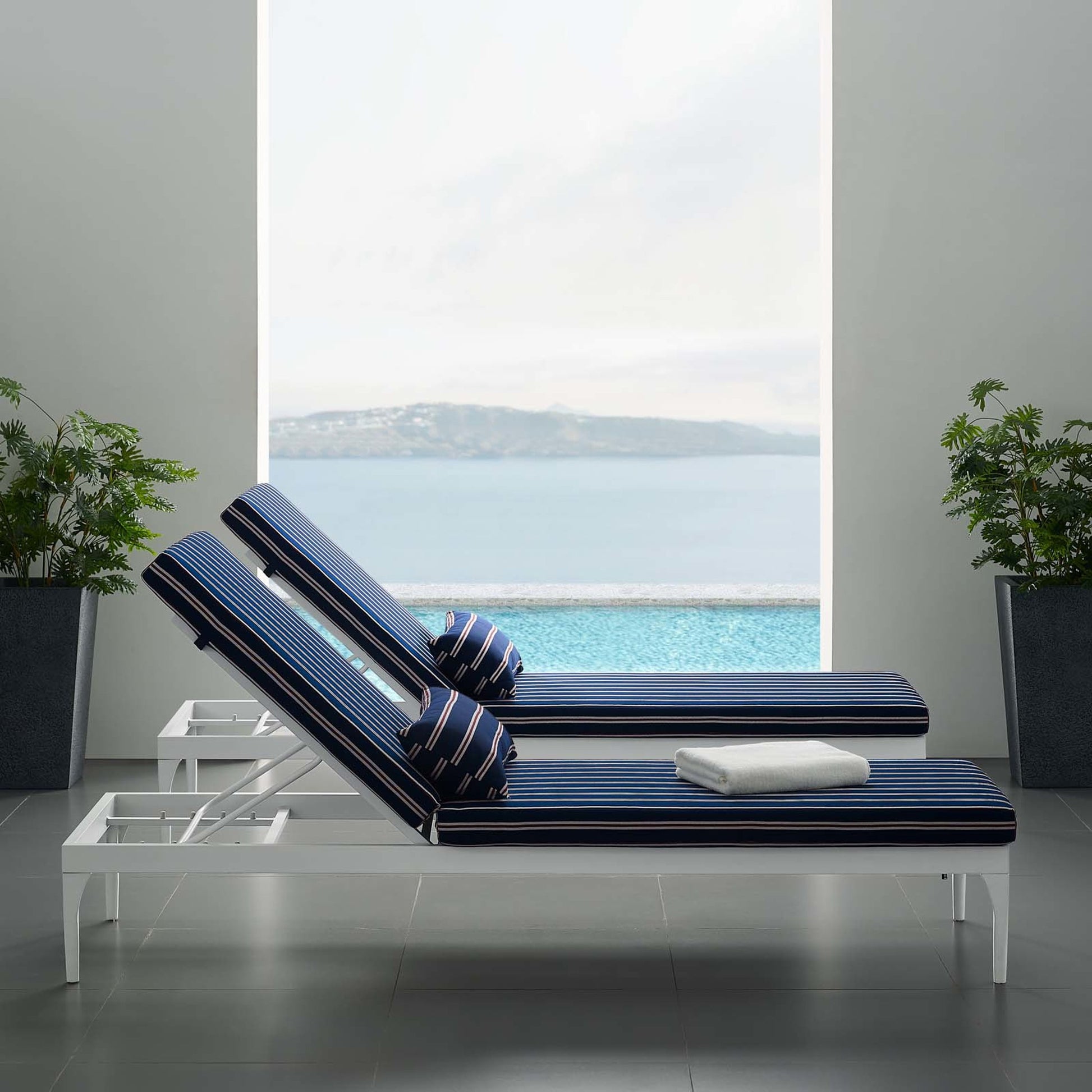 Crockett Cushion Chaise Lounge Chair by Evans & Londeen. Made from foam 3in thick, grey-weimas#7101-20, charcoal-solution dye#mw003, navy-weimas#7101-76, peridot-weimas#5201-82, turquoise-weimas#1451-13, aluminum frame, kd struc
