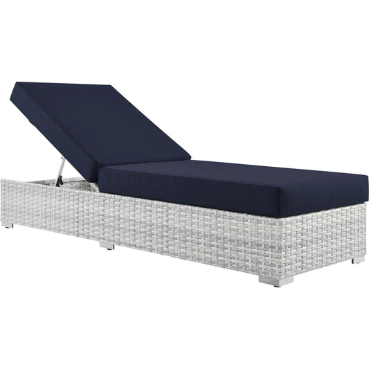 Amelia Chaise by Evans & Londeen. Made from seat cushion is 30*47*5 in, seat cusion: all the nov-woven bags are waterproof. 6pcs polished 201 stainless steel l leg with size 4.5*4.5*1in. 2pcs #201 stainless steel support leg