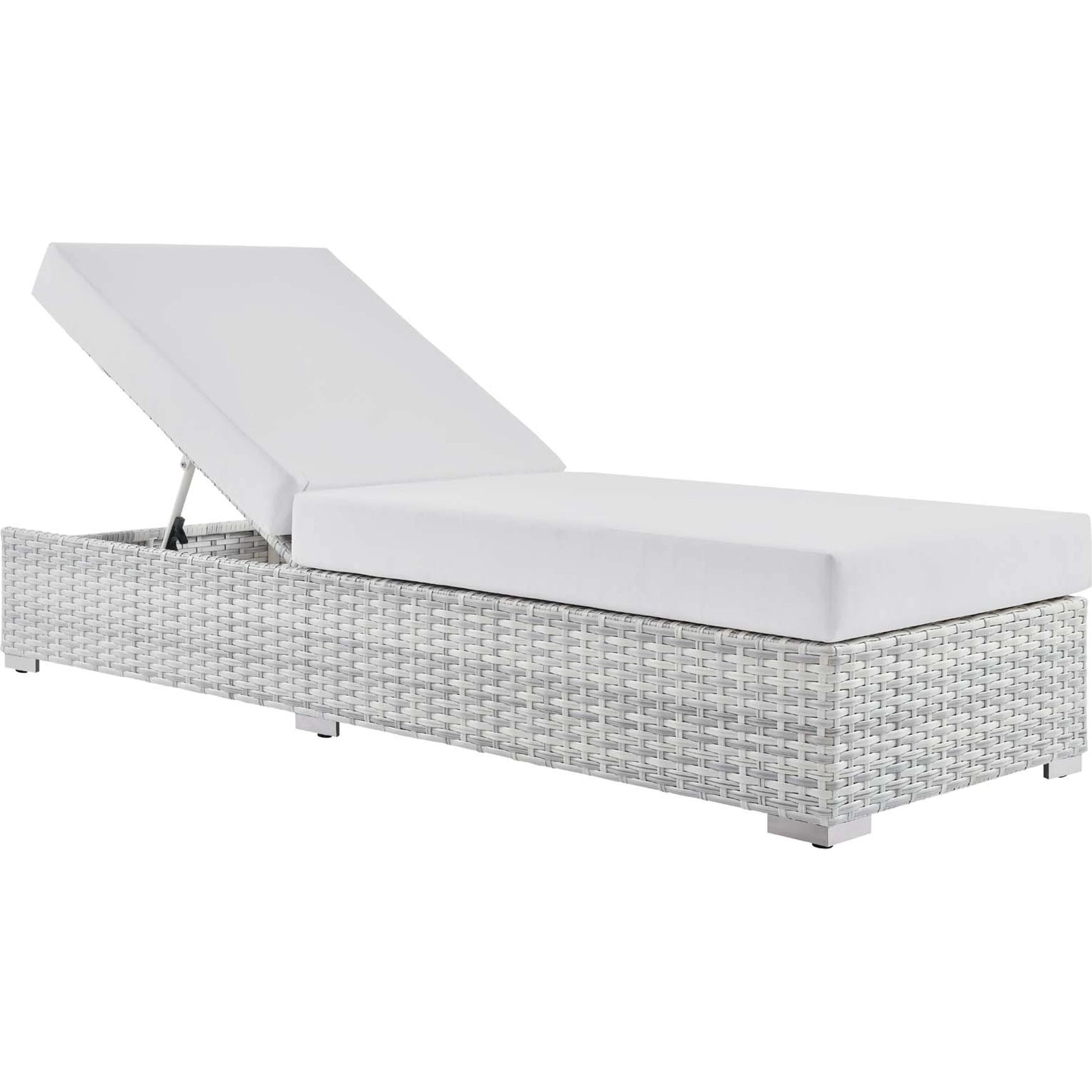Amelia Chaise by Evans & Londeen in light gray white. Made from seat cushion is 30*47*5 in, seat cusion: all the nov-woven bags are waterproof. 6pcs polished 201 stainless steel l leg with size 4.5*4.5*1in. 2pcs #201 stainle