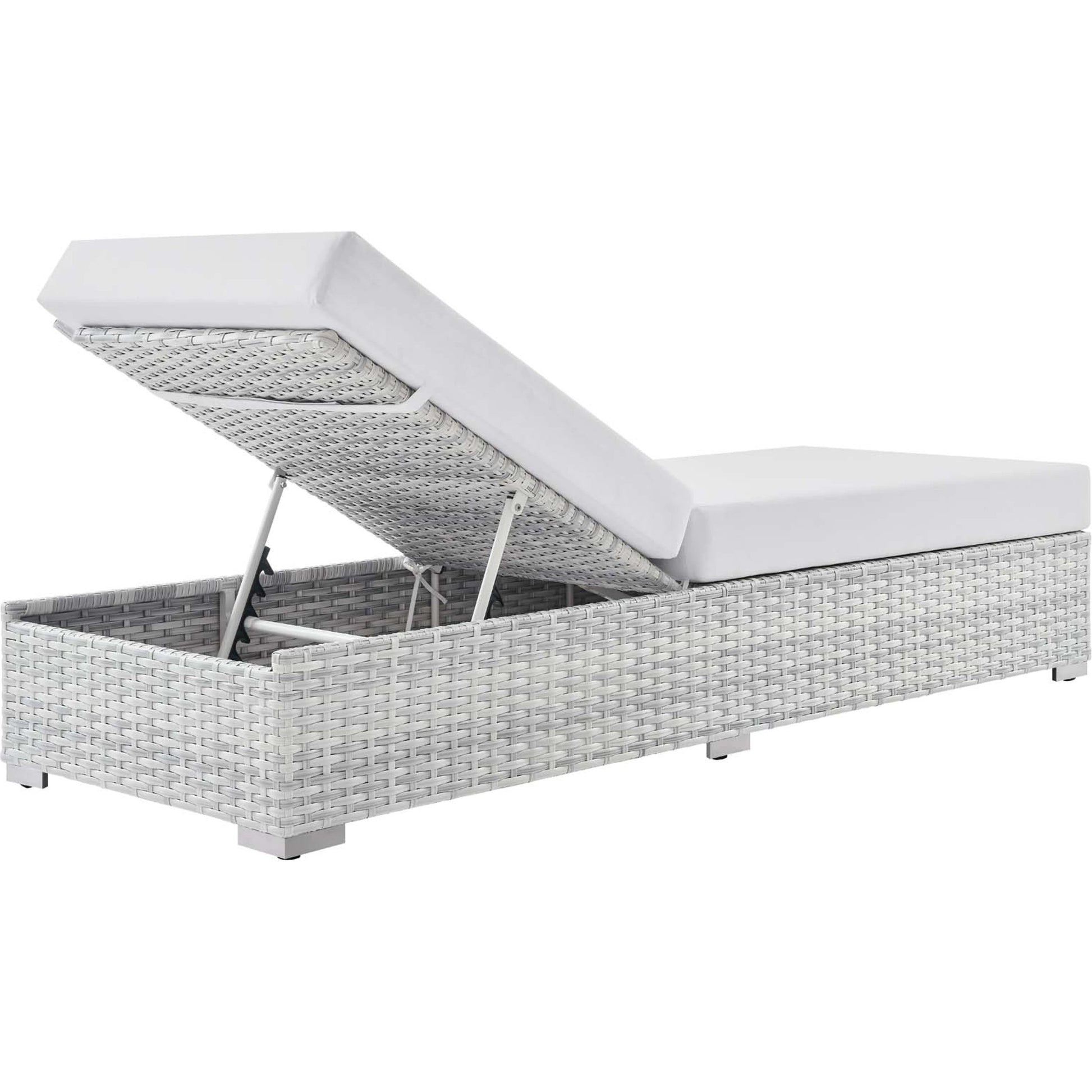 Amelia Chaise by Evans & Londeen in light gray white. Made from seat cushion is 30*47*5 in, seat cusion: all the nov-woven bags are waterproof. 6pcs polished 201 stainless steel l leg with size 4.5*4.5*1in. 2pcs #201 stai