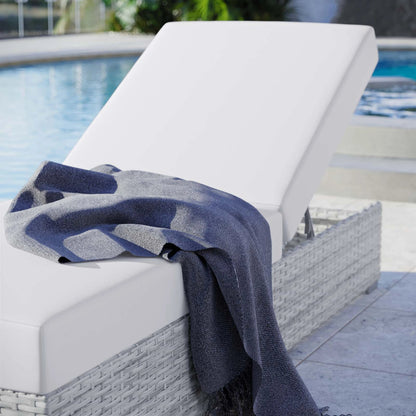 Amelia Chaise by Evans & Londeen in light gray white. Made from seat cushion is 30*47*5 in, seat cusion: all the nov-woven bags are waterproof. 6pcs polished 201 stainless steel l leg with size 4.5*4.5*1in. 2pcs #201 stainless 