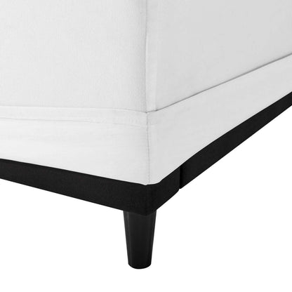 Cleburne Slipcover Sofa by Evans & Londeen in white. Made from wood frame, zigzag spring, foam density 32kgs, m3, spring package 76*44.5*6.5cm*φ1.9=2, 100% polyester, plastic legs in black color, with white foot pins in a modern 