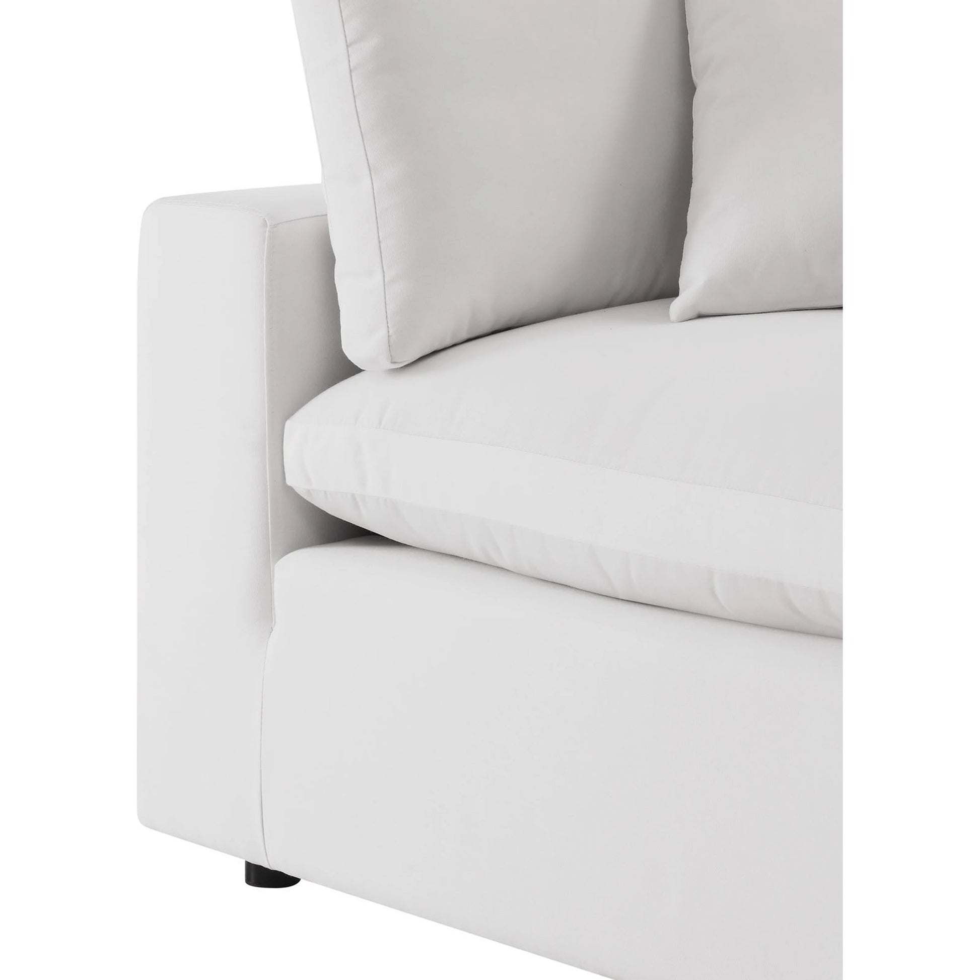 Wheatland 5-Piece Sectional Sofa by Evans & Londeen in charcoal. Made from seat cushion: foam density 34kg, m3, spray bonded cotton, non-woven fabric cover, doll cotton, aluminium frame, aluminum tube in a modern style.