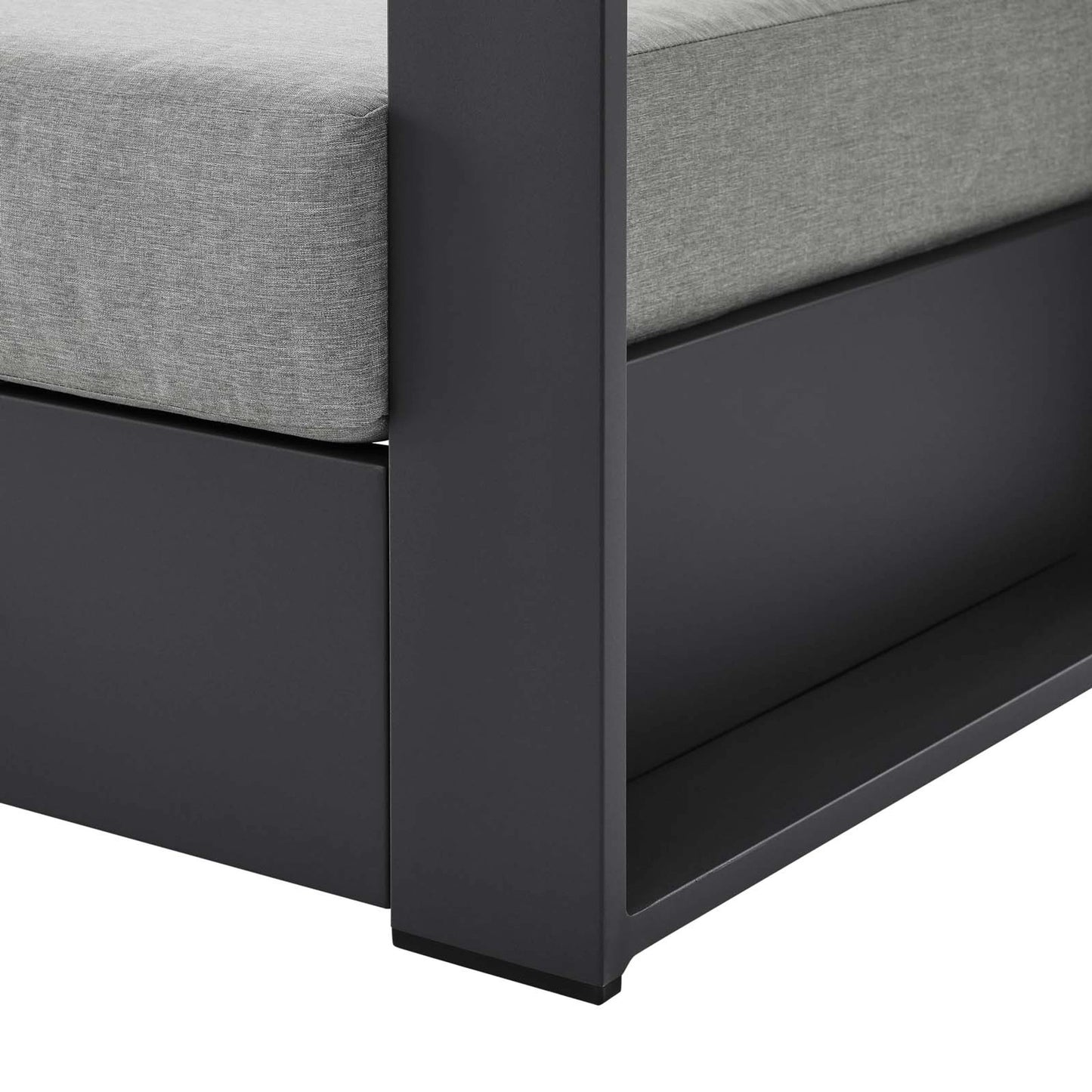 020 SI-1929649 | Additional Silo | Conejos Powder-Coated Aluminum Armchair by Evans & Londeen. Made from seat cushion: foam density, weimas grey fabric, aluminum white powder coated in a modern style.