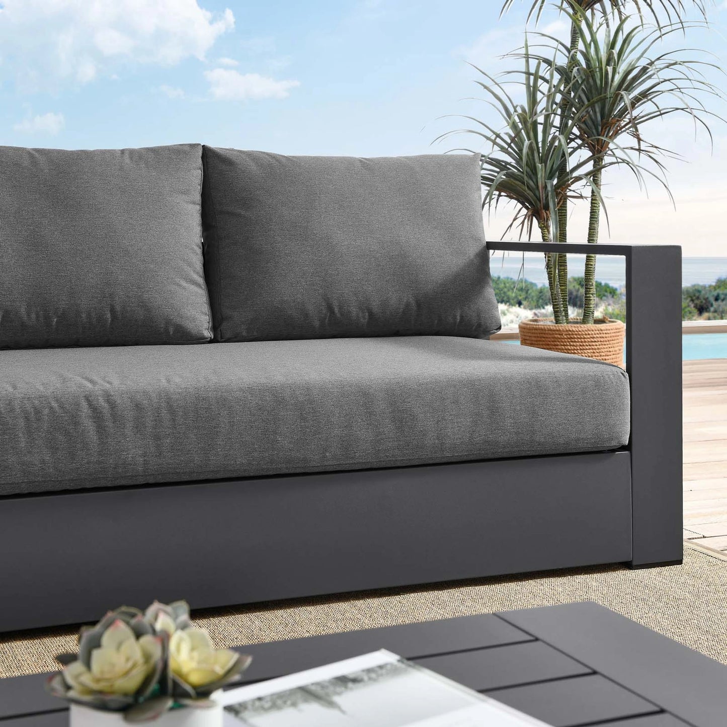 037 SI-1929654 | Lifestyle | Conejos Powder-Coated Aluminum Sofa by Evans & Londeen. Made from seat cushion: foam density 30kgs, m3, seat front is covered by 20mmt spraying bonded wadding in a modern style.