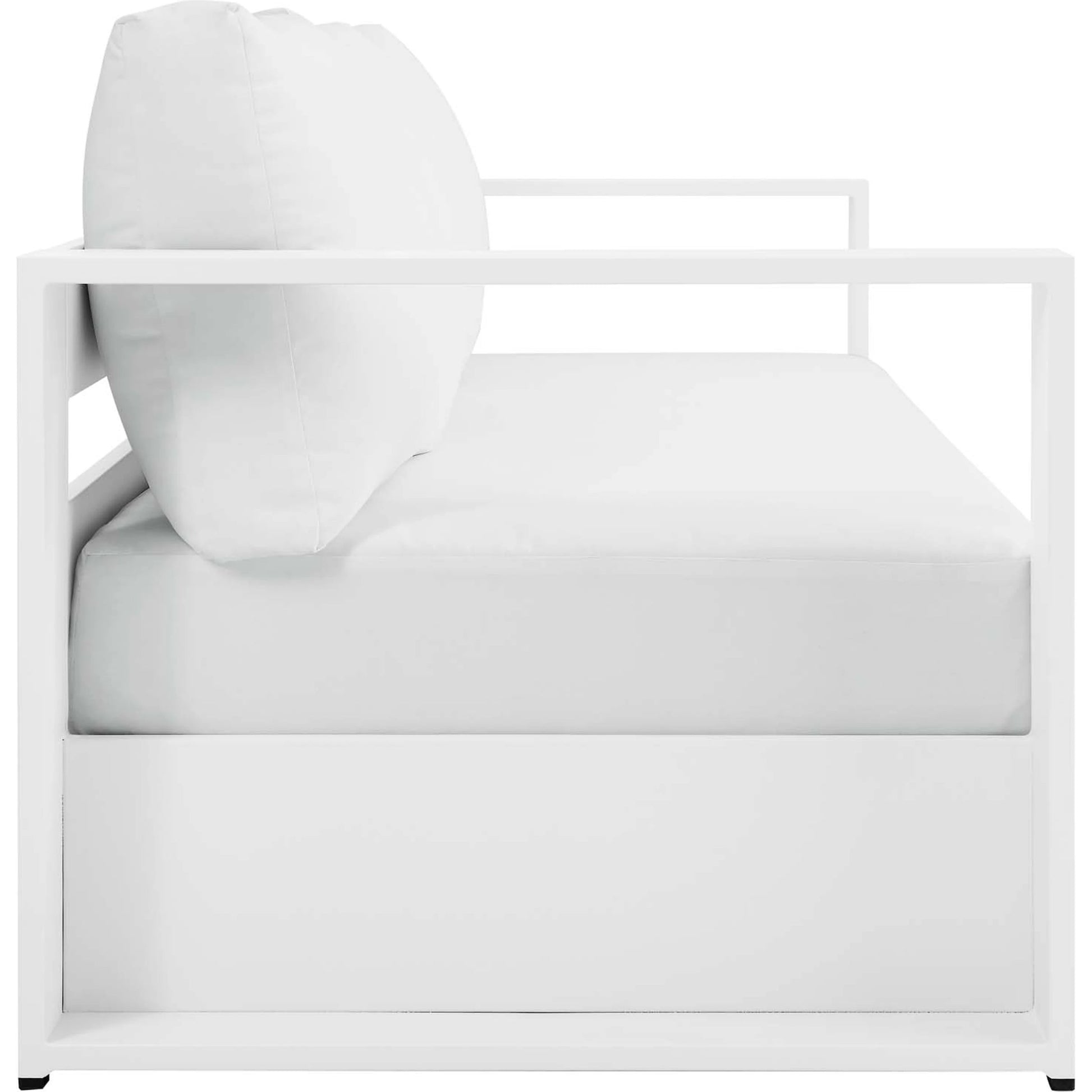 Conejos Powder-Coated Aluminum Sofa by Evans & Londeen. Made from seat cushion: foam density 30kgs, m3, seat front is covered by 20mmt spraying bonded wadding in a modern style.