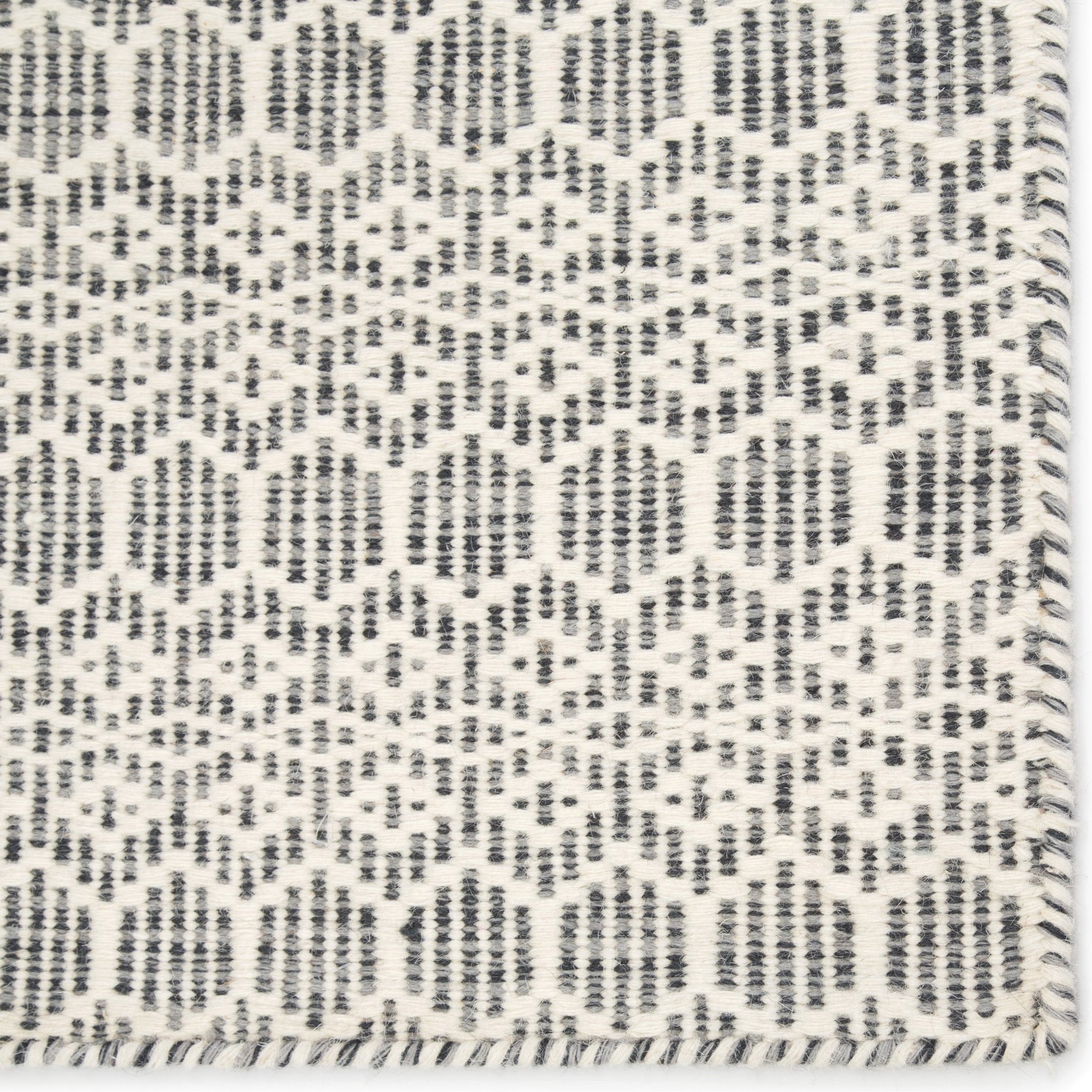 Enclave ENC01 Rug by Jaipur Living in white, gray. Made from 100% wool in a unique style.