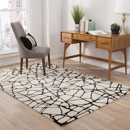 Etho By Nikki Chu ENK12 Rug by Jaipur Living in ivory, black. Made from 70% wool, 30% viscose in a unique style.