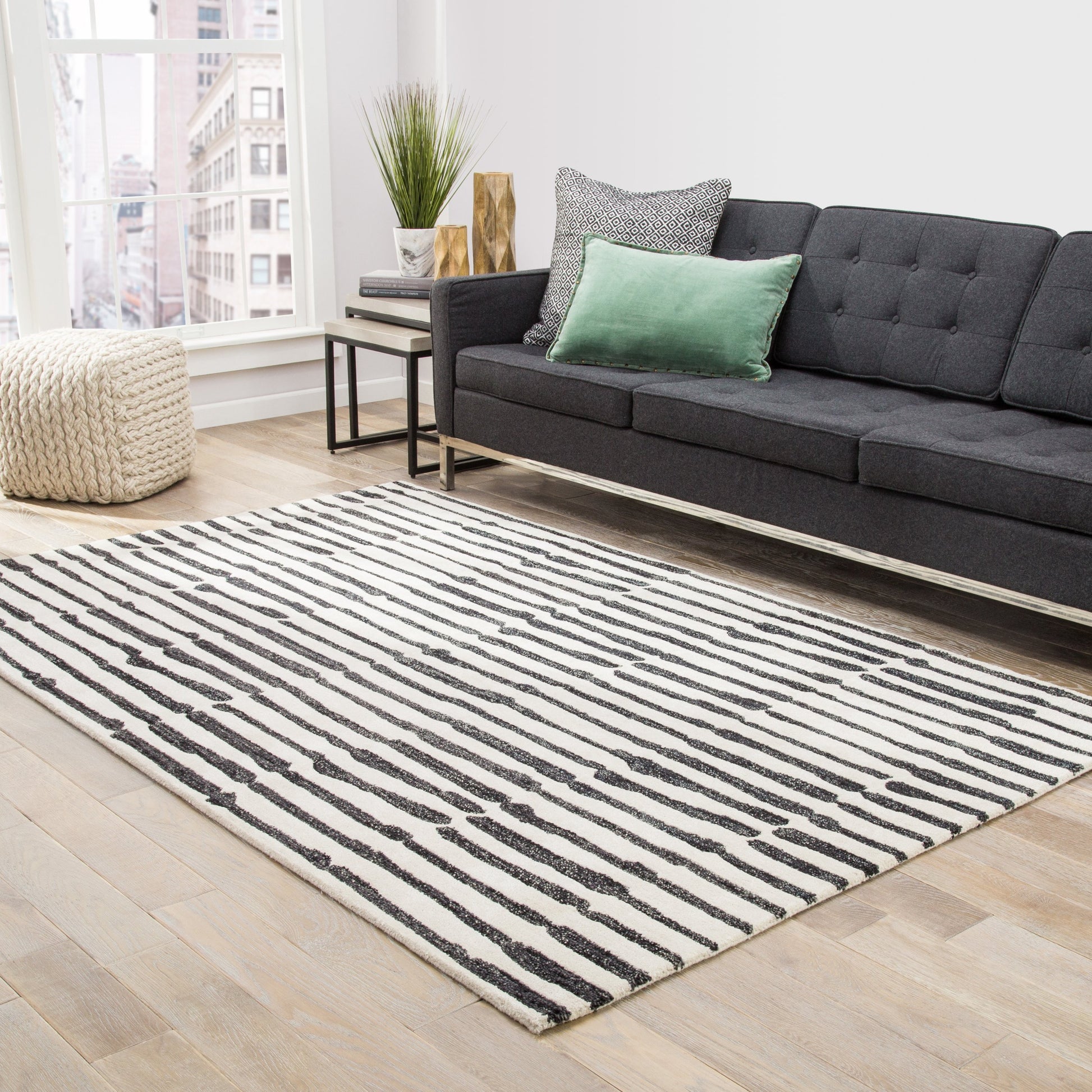 Vera by Nikki Chu ENK13 Rug by Jaipur Living in white, black. Made from unique in a unique style.