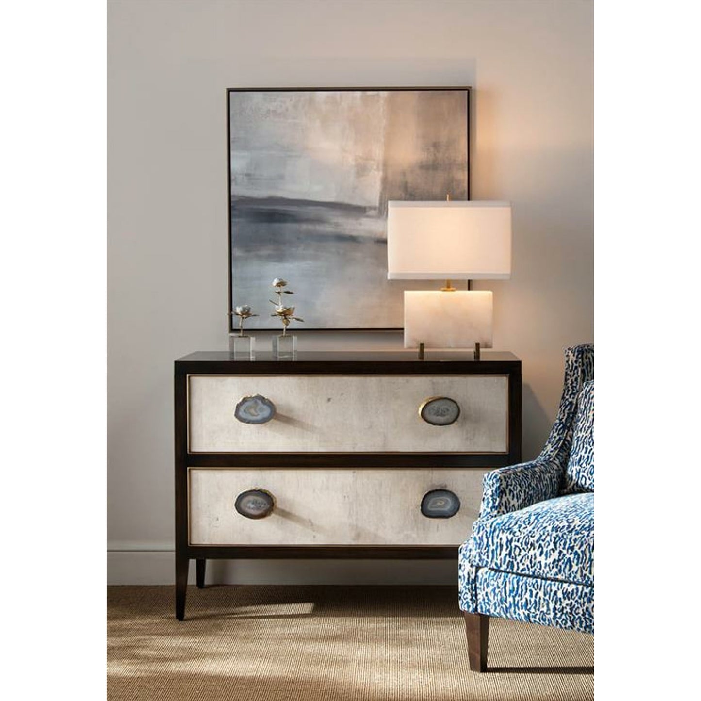 004 SR-865105 | Lifestyle | Palma Chest by John-Richard in black, gold. Made from unique in a transitional style.