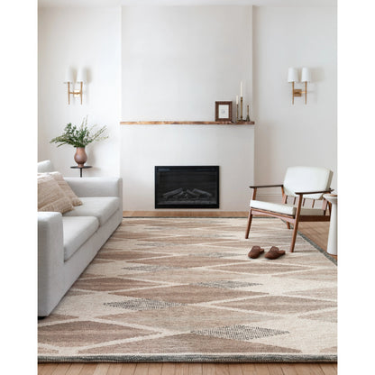 Evelina EVE-04 Rug by Loloi in taupe, bark. Made from 25% wool, 21% viscose, 20% cotton, 18% viscose from bamboo, 8% chenille, 5% acrylic, 3% linen in a modern 