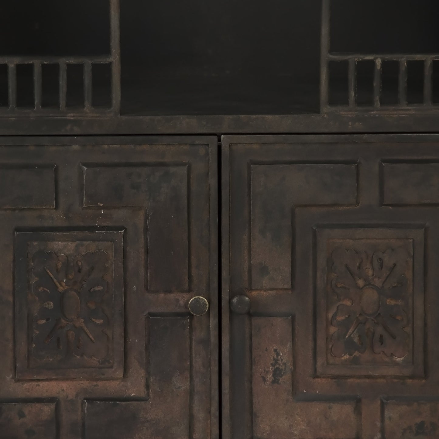 004 S-337113 | Closeup | Esme Buffet by Zentique in distressed black, bronze and metal, glass. Made from metal, glass in a traditional style.