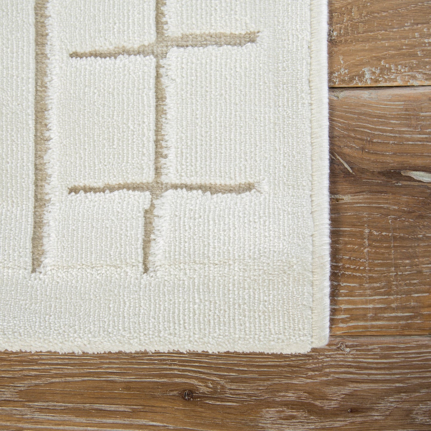003 99998-15991,99998-15993,99998-41929,SI-2386099 | Closeup | Fables FB159 Rug by Jaipur Living in white, cream. Made from unique in a unique style.