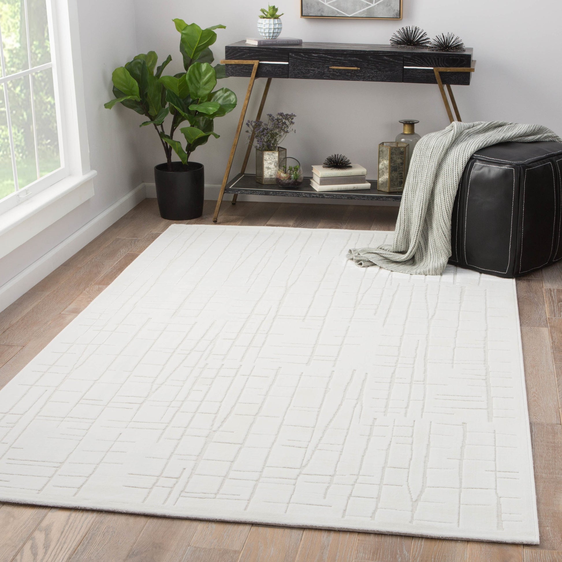 Fables FB159 Rug by Jaipur Living in white, cream. Made from unique in a unique style.