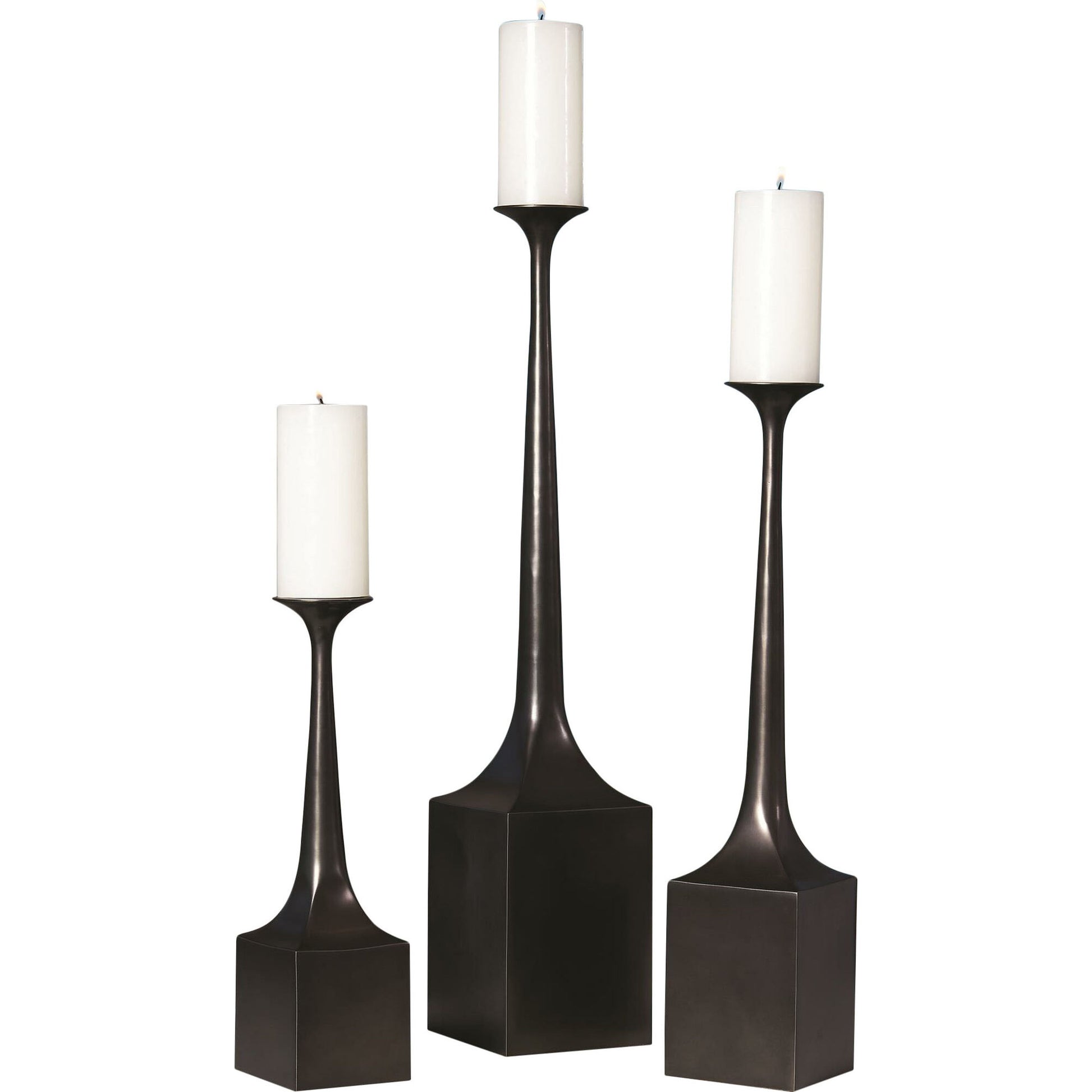 Giac C/S by Global Views in bronze. Made from aluminum in a eclectic & global style.