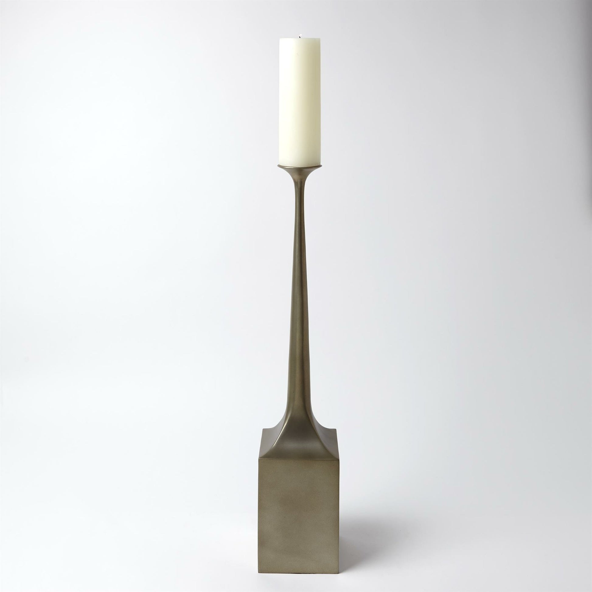 Giac C/S by Global Views in bronze. Made from aluminum in a eclectic & global style.