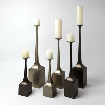Giac C/S by Global Views in bronze. Made from aluminum in a eclectic & global style.