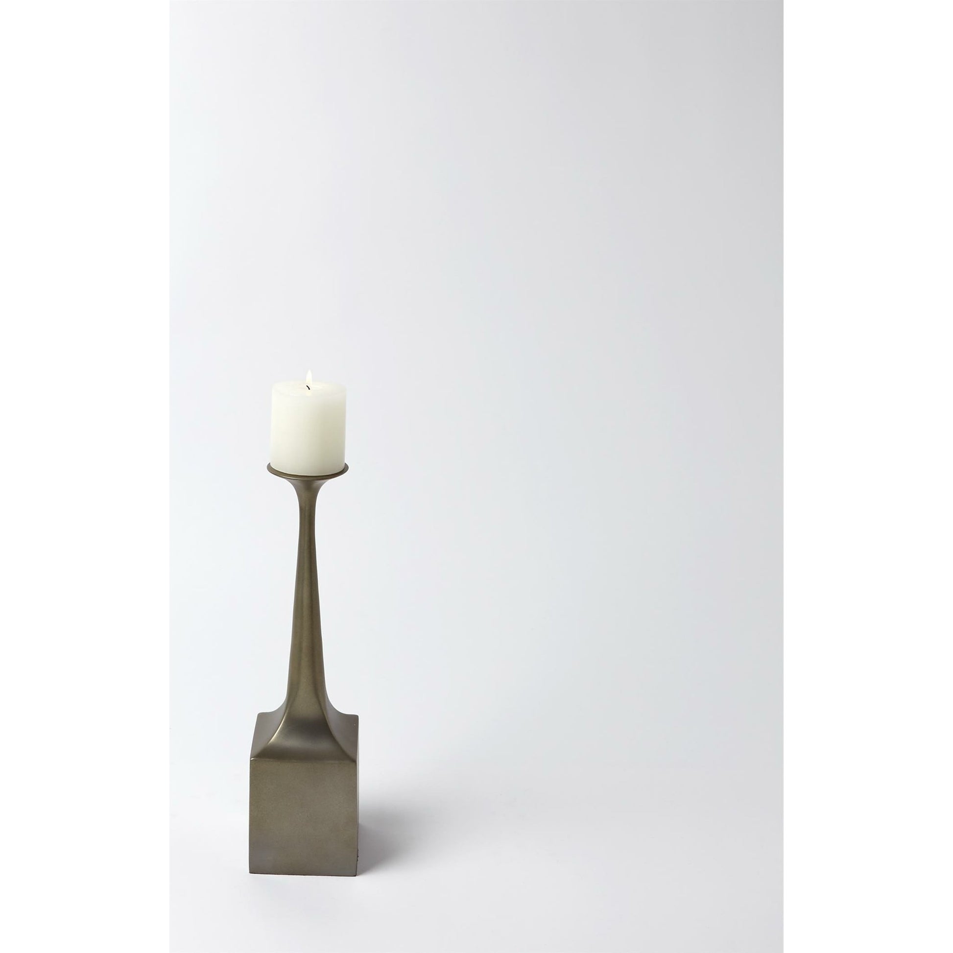 Giac C/S by Global Views in bronze. Made from aluminum in a eclectic & global style.
