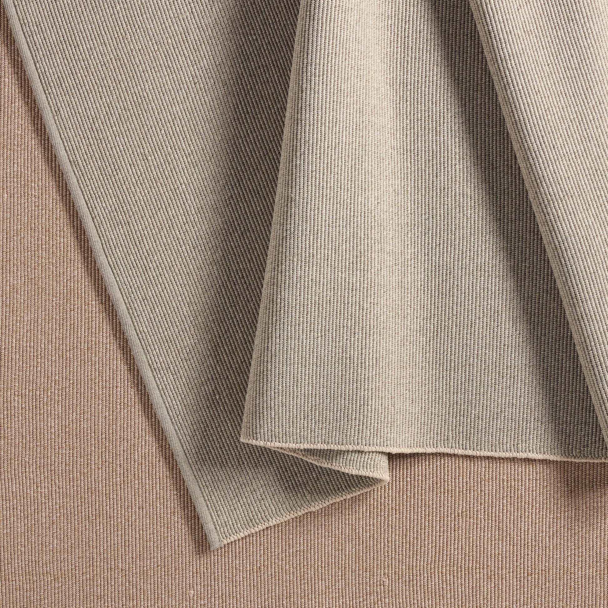 Flint FLI01 Rug by Jaipur Living in taupe. Made from 100% polypropylene in a unique style.