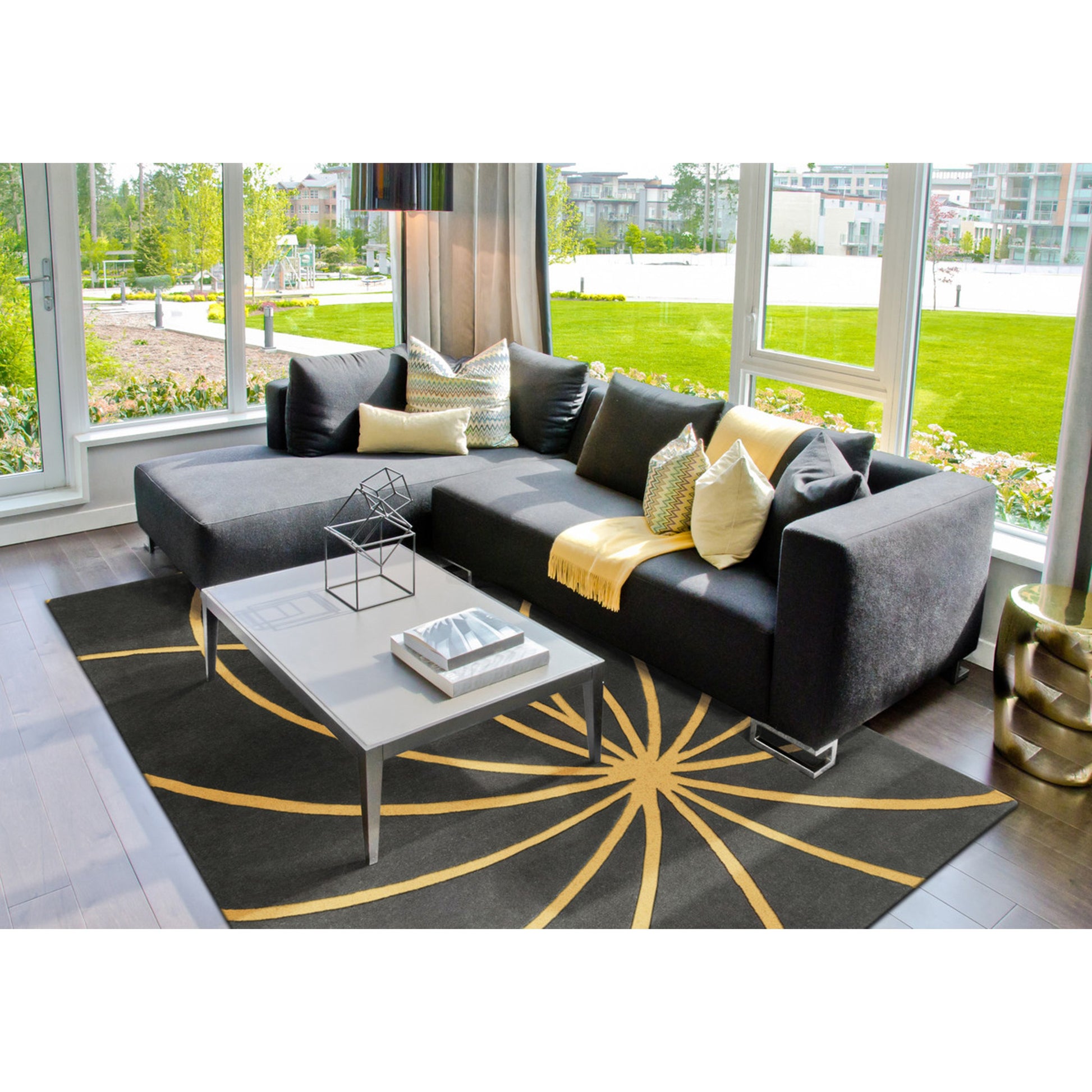 Forum Rug - 202 by Livabliss. Made from 100% wool in a unique style.
