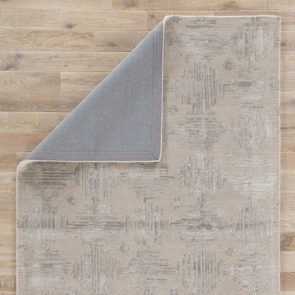 Banister Rug by Jaipur Living in gray, gold. Made from 77% wool 23% viscose in a unique style.