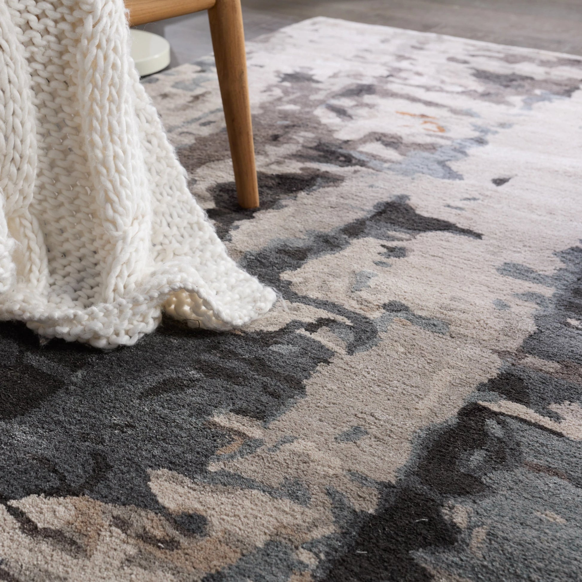 Genesis GES55 Rug by Jaipur Living. Made from unique in a unique style.