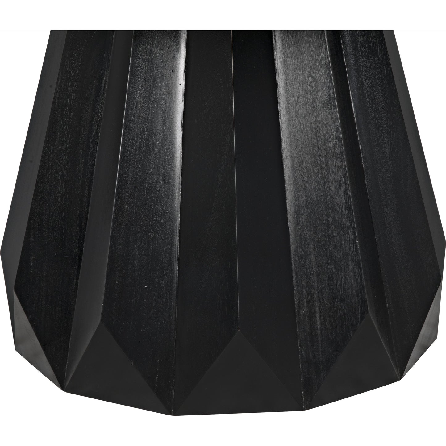 004 SR-833986 | Closeup | Brosche Dining Table by Noir in hand rubbed black. Made from mahogany in a modern style.