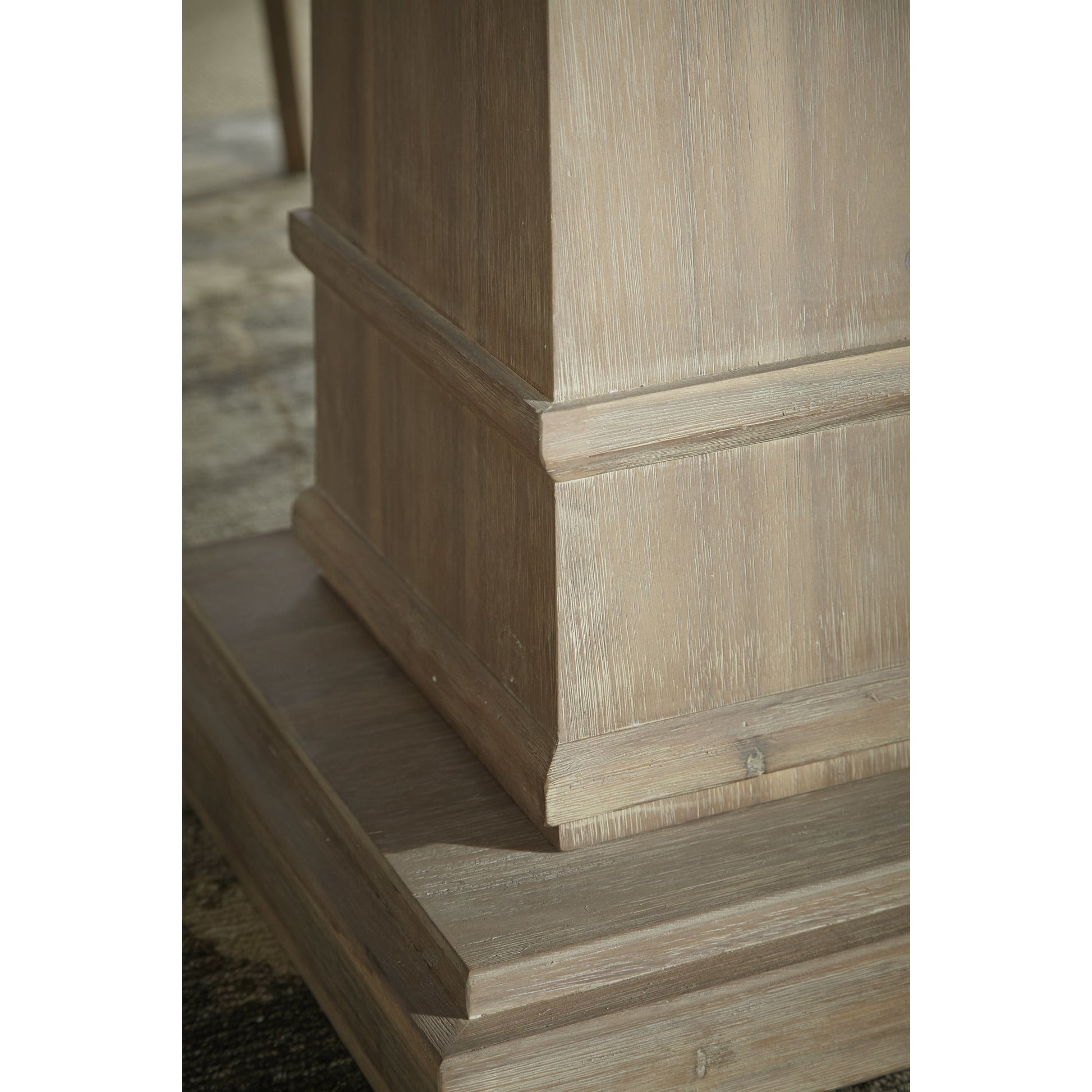 Hudson Square Dining Table by Essentials For Living in natural gray. Made from solid acacia, acacia veneer in a cottage & farmhouse style.