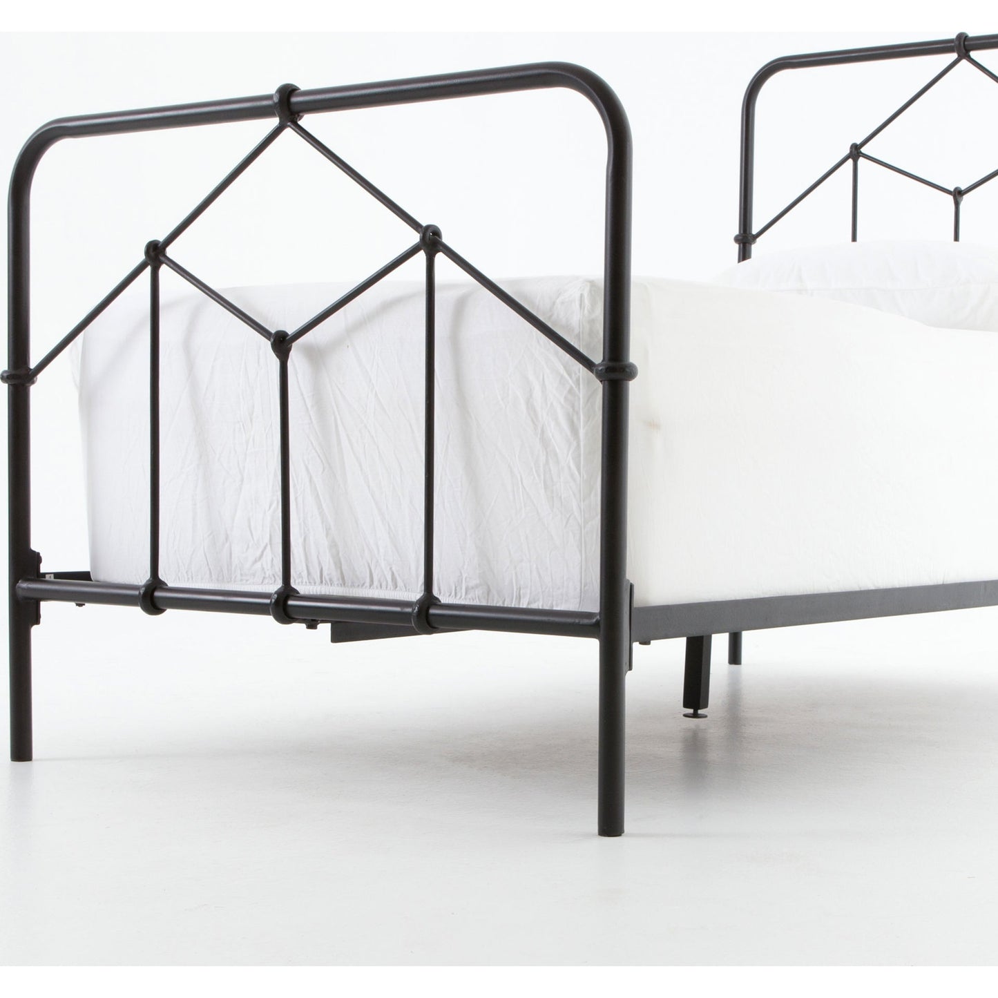 024 S-279228 | Closeup | Casey Bed by Four Hands in sanblasted vintage black. Made from iron in a cottage & farmhouse style.