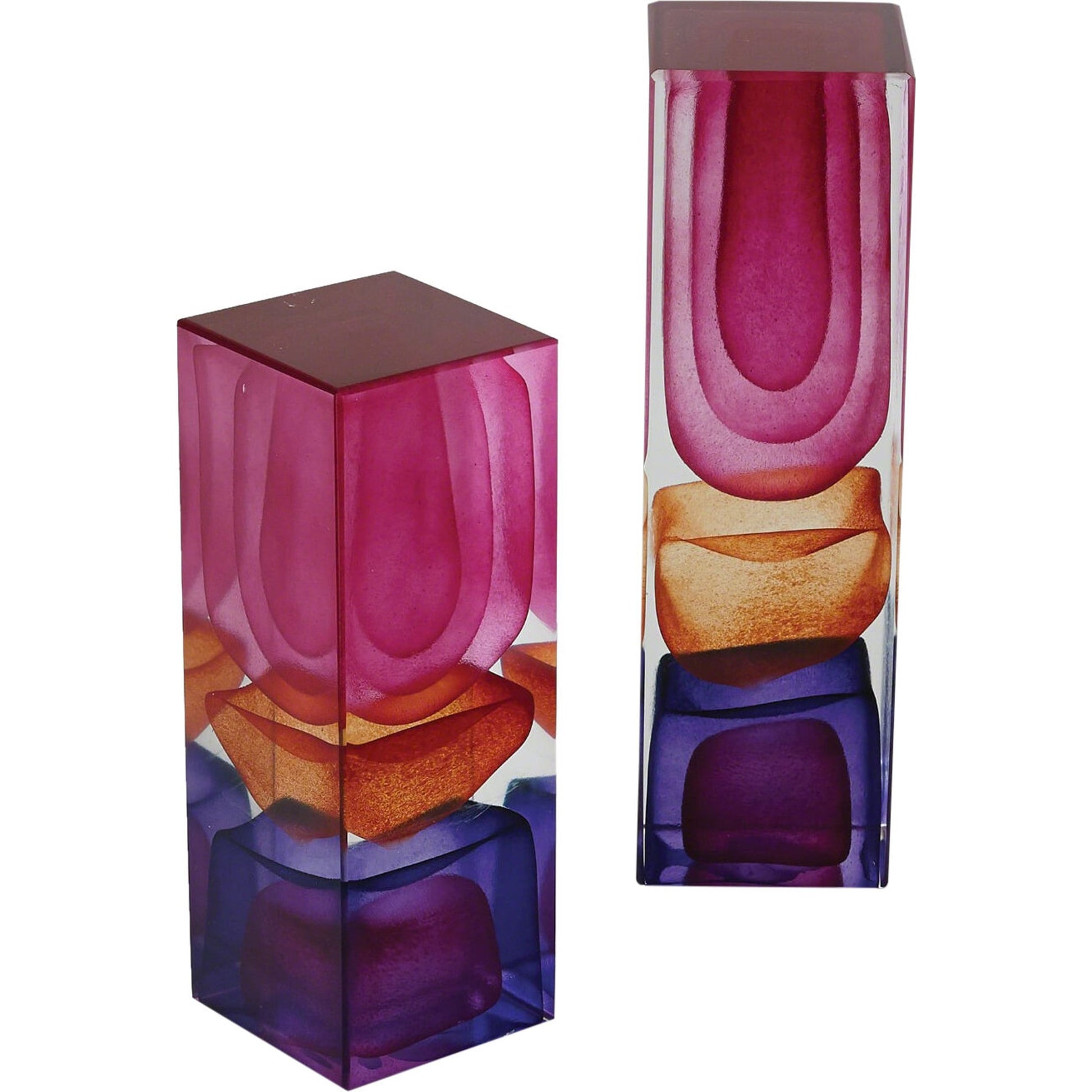 Dew Drop by Global Views. Made from art glass in a coastal style.