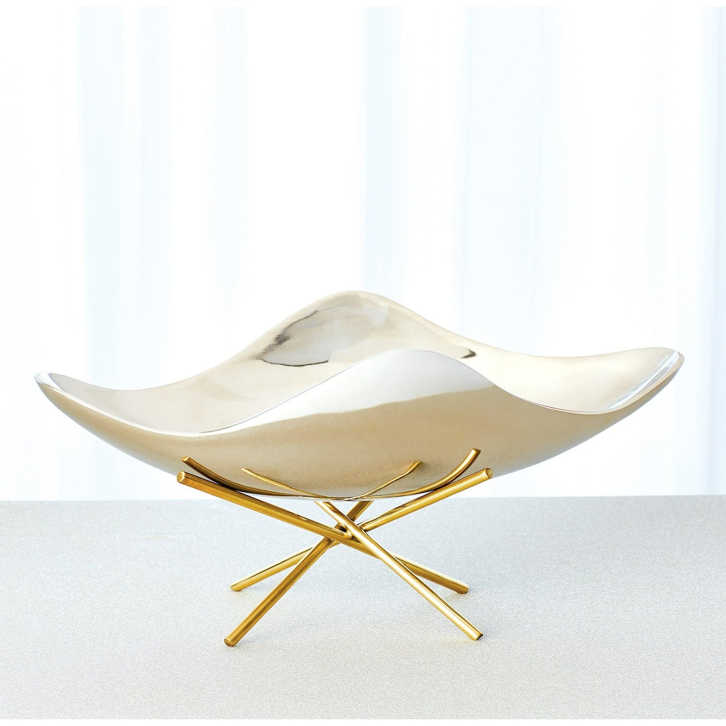 002 SR-890806 | Additional Silo | Thistle Decorative Bowl with Brass Stand by Global Views. Made from aluminum, brass in a modern style.
