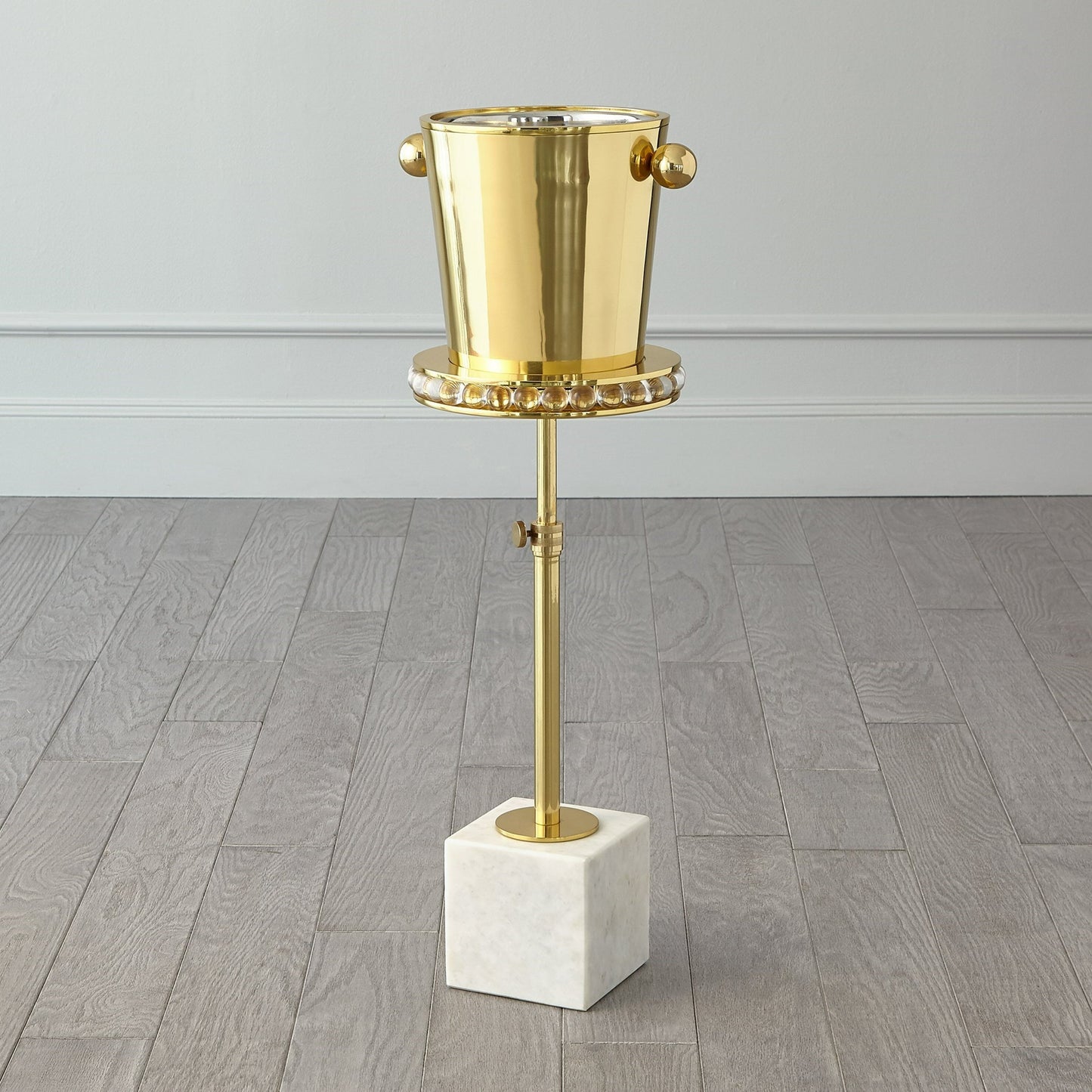001 SR-890685 | Primary Silo | Margot Champagne Bucket by Global Views. Made from brass, stainless steel in a transitional style.