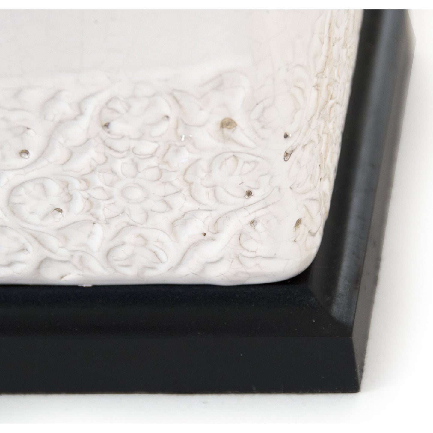 001 S-338286 | Closeup | Sampson Lamp by Zentique in distressed crackle white, burlap shade and ceramic. Made from ceramic in a cottage & farmhouse style.
