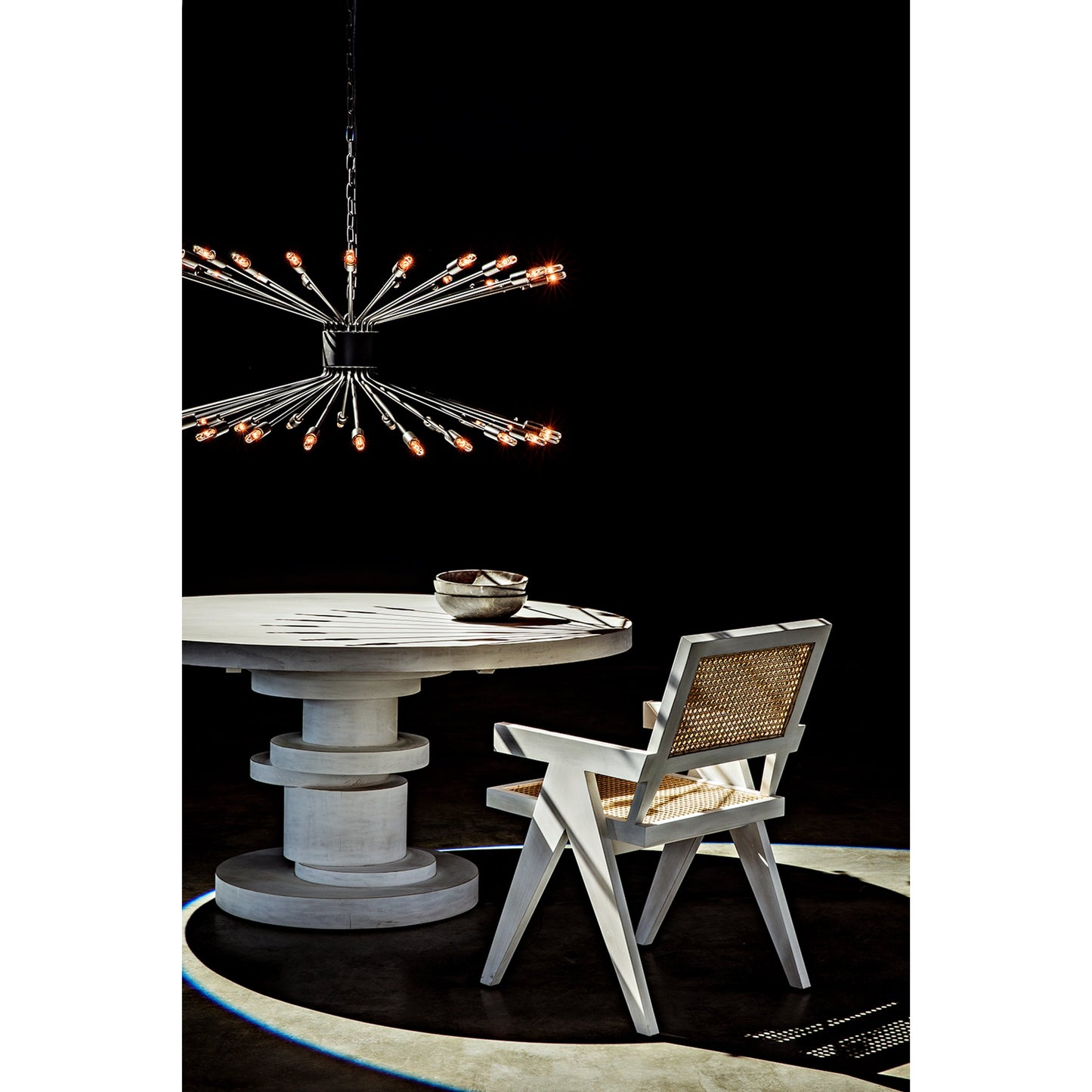 010 SI-1707244 | Lifestyle | Lamberto Chandelier by Noir in black metal. Made from metal in a modern style.