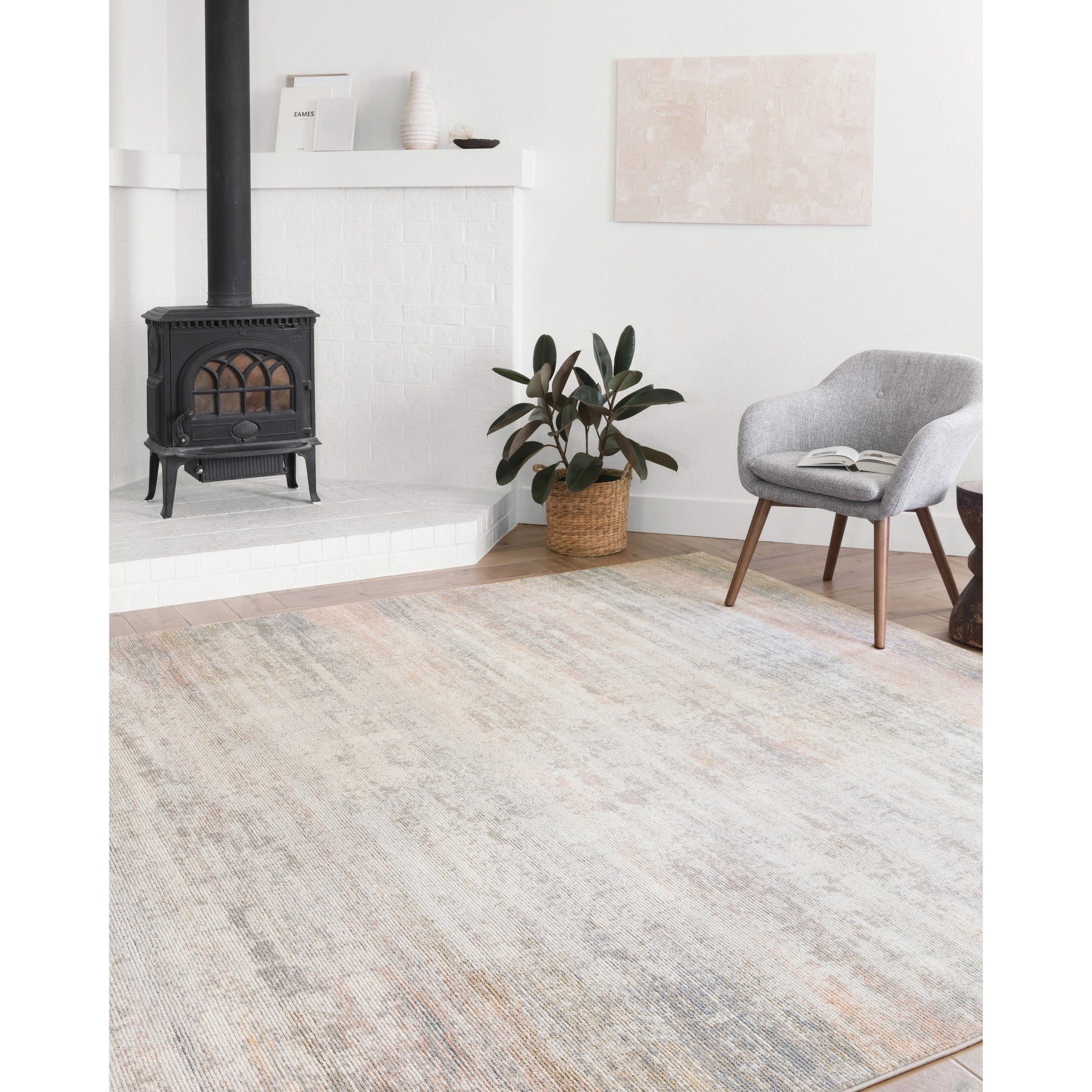 Lucia LUC-05 Rug by Loloi II in mist. Made from polypropylene, polyester in a modern style.