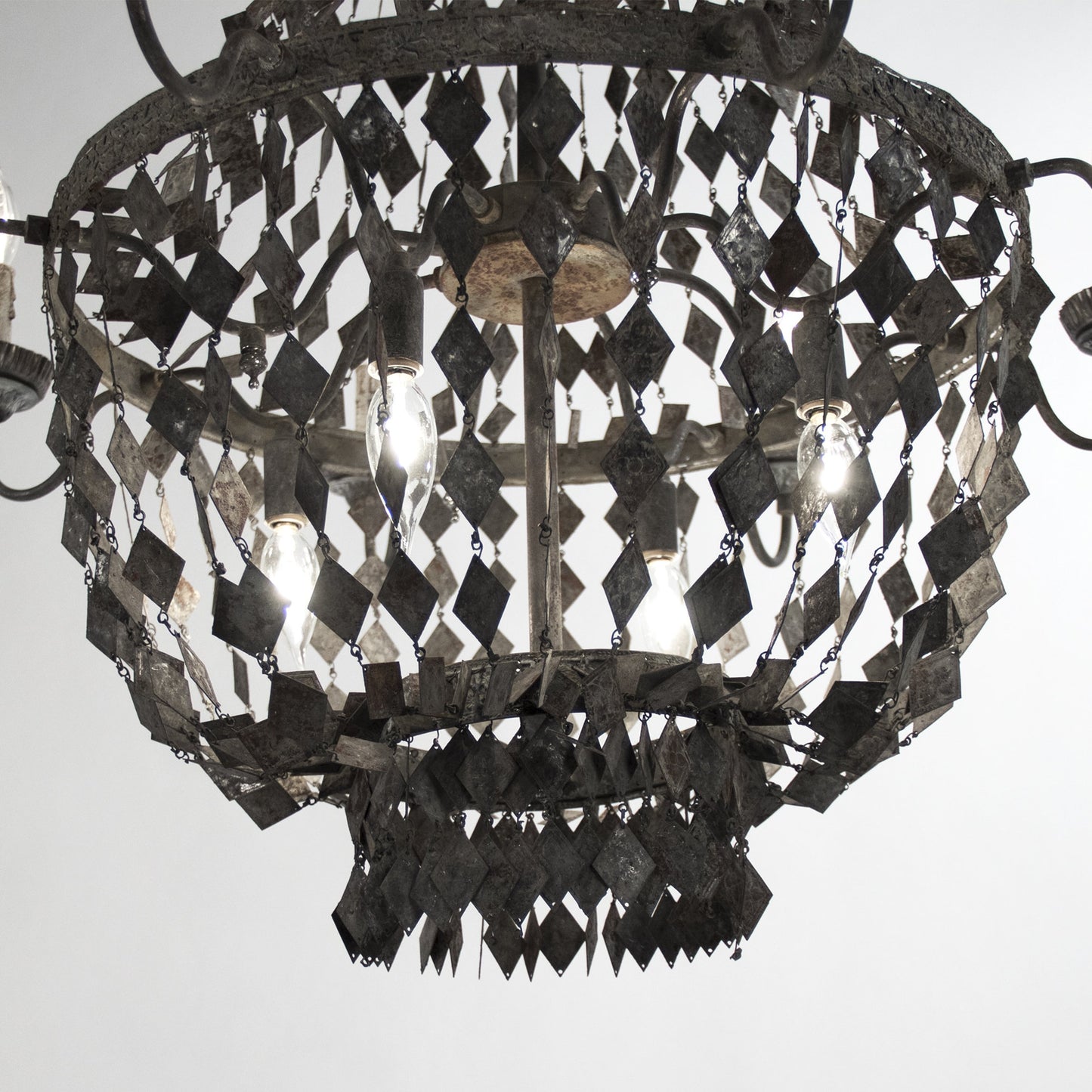 008 S-337970 | Closeup | Nicia Chandelier by Zentique in rustic dark gray and iron. Made from iron in a transitional style.