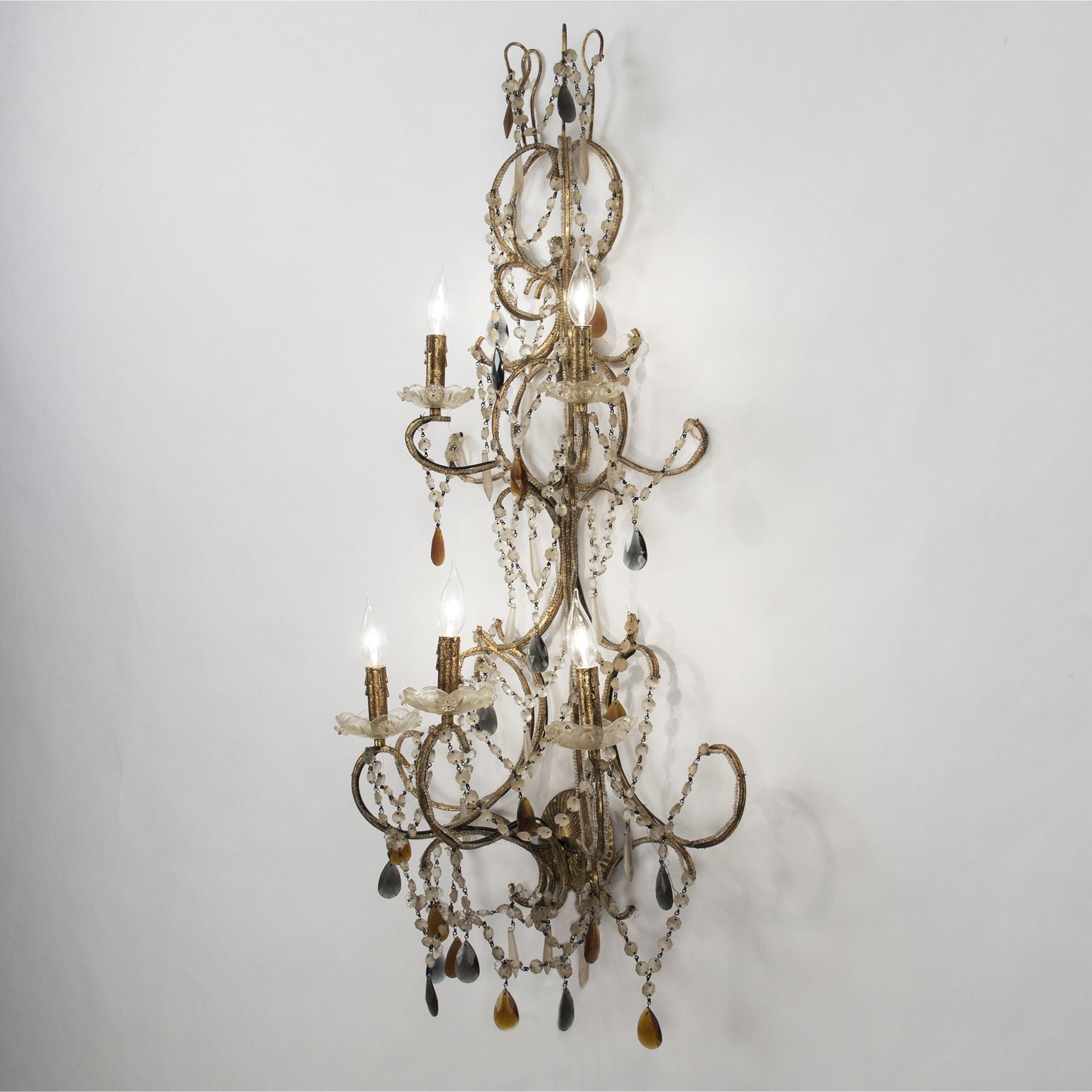 Sara Wall Sconce by Zentique in gold and crystal, iron. Made from crystal, iron in a traditional style.