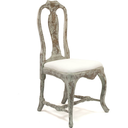 Provence Chair by Zentique in linen and birch. Made from birch in a traditional style.