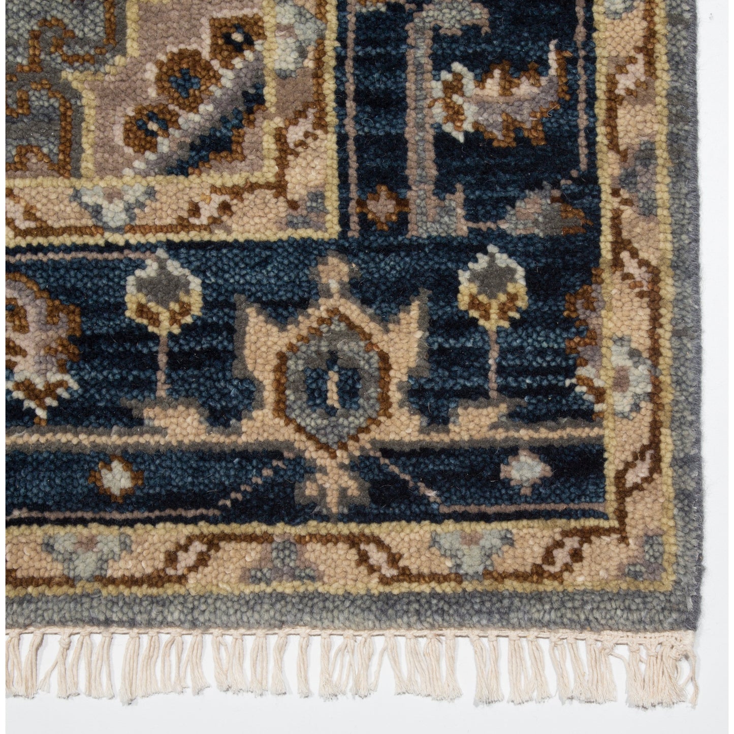 005 SI-1781462,SI-1794838,SR-889660 | Closeup | Liberty LIB04 Rug by Jaipur Living in gray, brown. Made from 100% wool in a unique style.