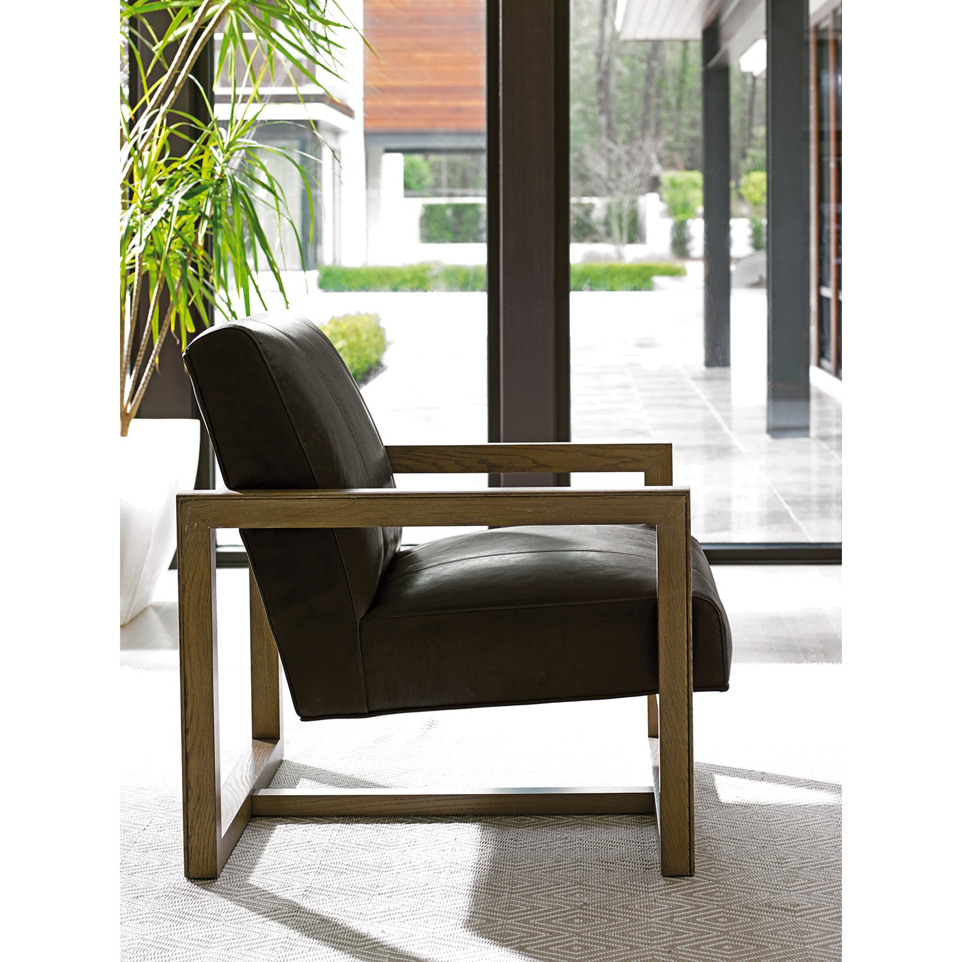 Harrison Leather Chair by Lexington in black. Made from unique in a modern style.