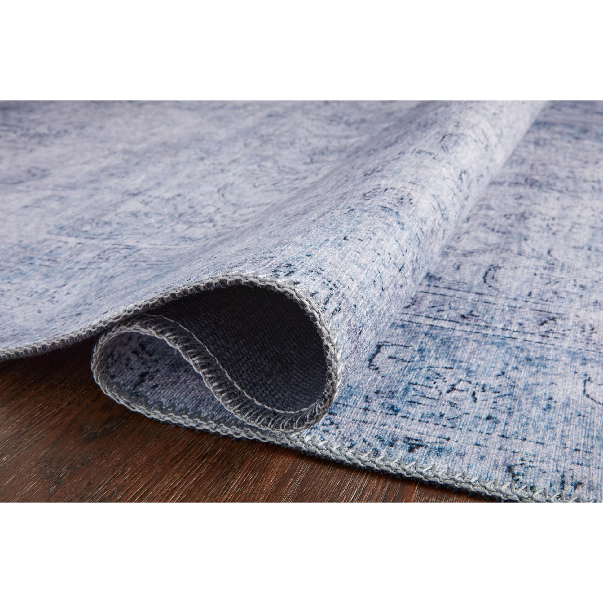 Loren LQ-09 Rug by Loloi in slate. Made from 100% polyester in a transitional style.