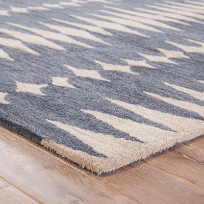 En Casa by Luli Sanchez Tufted Rug by Jaipur Living in ensign blue, bijou blue. Made from 100% wool in a modern style.