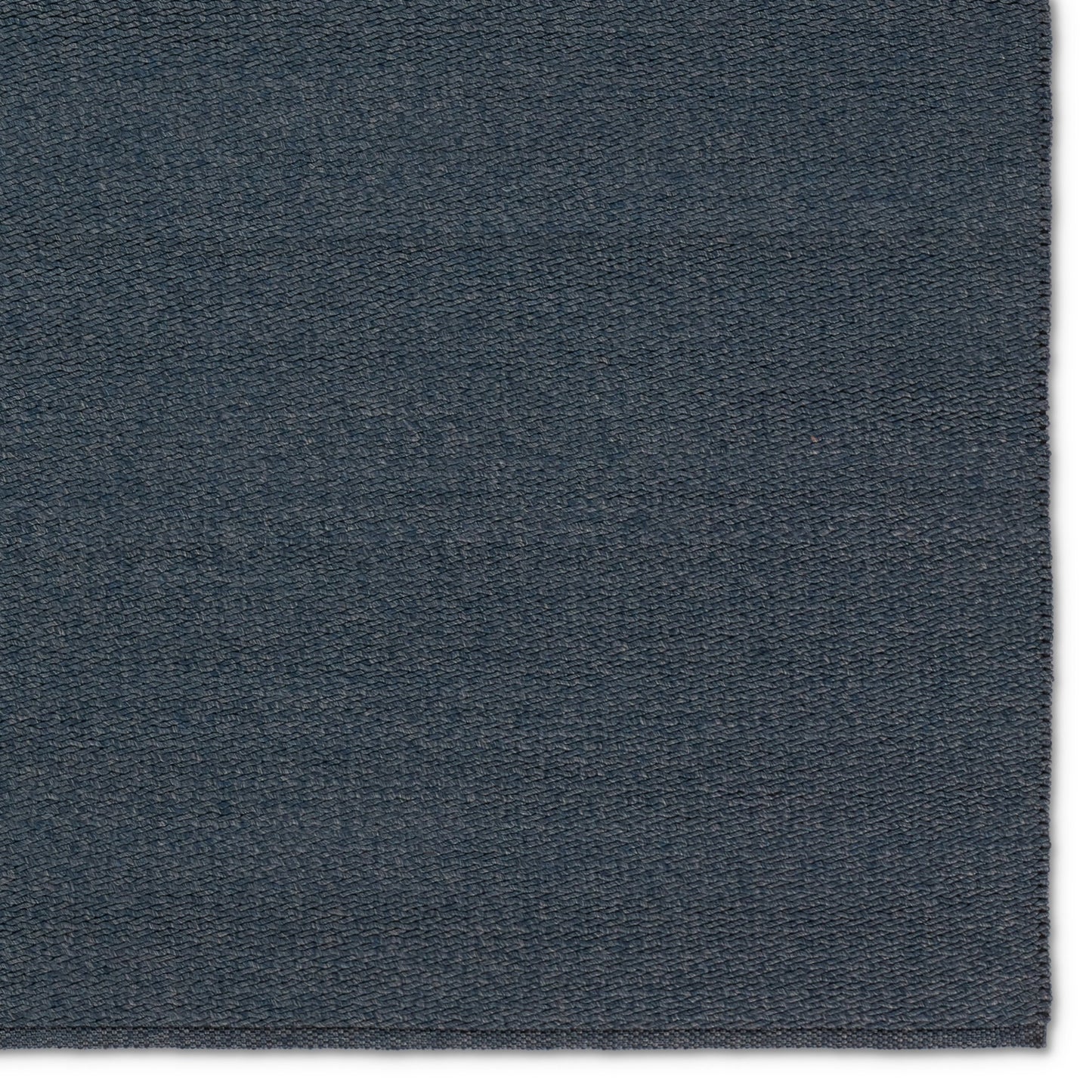 004 SI-1973606,SI-1973607,SI-1973608,SI-1973609,SI-1973610 | Closeup | Maverick MAV07 Rug by Jaipur Living in blue. Made from 70% polypropylene 30% polyester in a unique style.