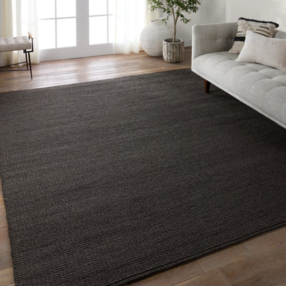 Maverick MAV08 Rug by Jaipur Living in charcoal. Made from 70% polypropylene 30% polyester in a unique style.
