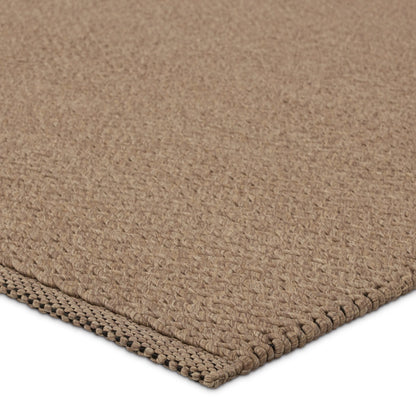 Maverick MAV09 Rug by Jaipur Living in taupe. Made from 70% polypropylene 30% polyester in a unique style.