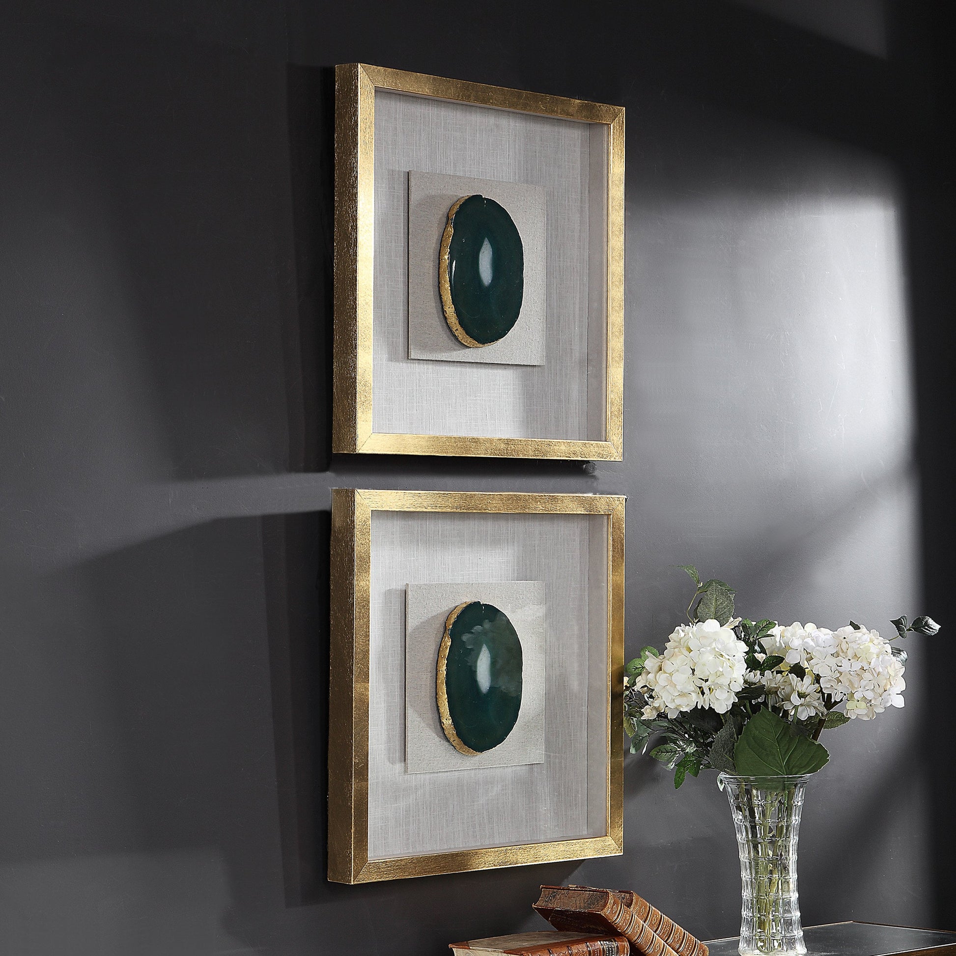 Keeva Agate Stone Shadow Box by Uttermost. Made from pine, agate, glass, mdf, linen in a eclectic & global style.