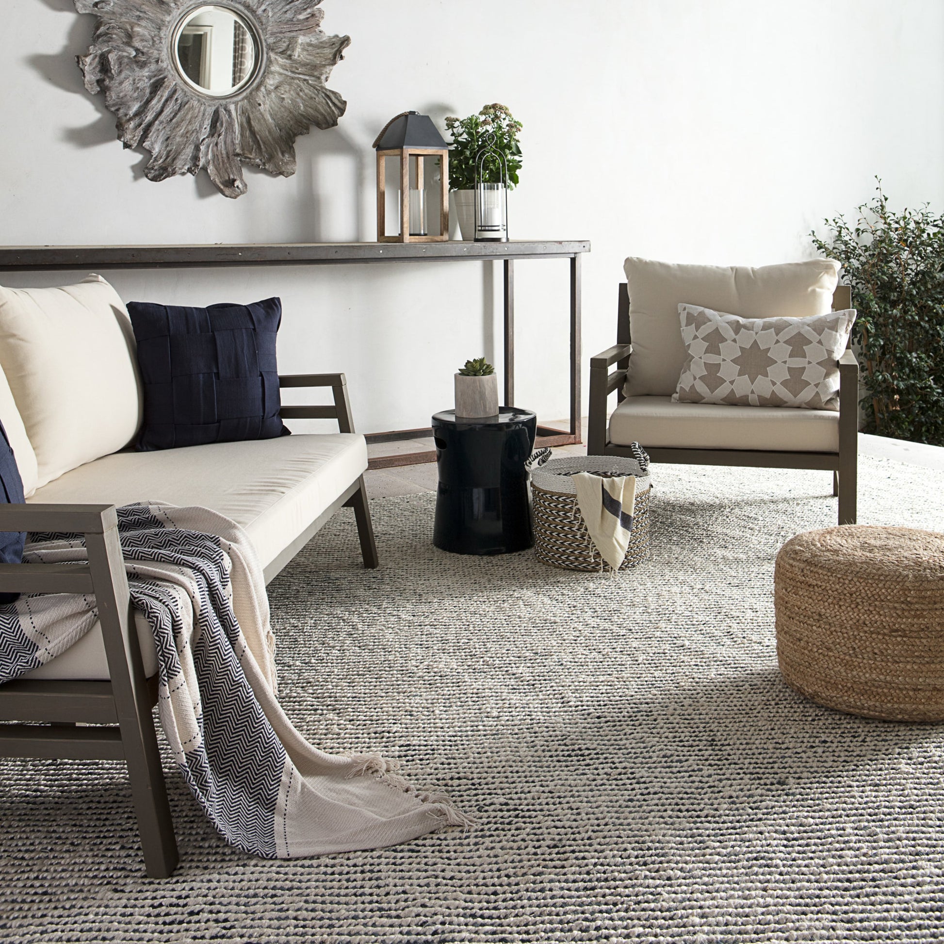Naturals Tobago NAT26 Rug by Jaipur Living in white, black. Made from 100% jute in a unique style.