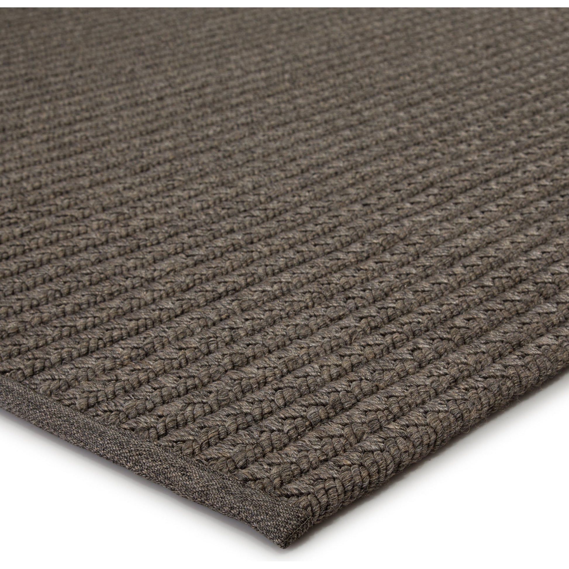 Iver Rug by Jaipur Living. Made from 50% polypropylene, 25% viscose, 25% polyester in a unique style.