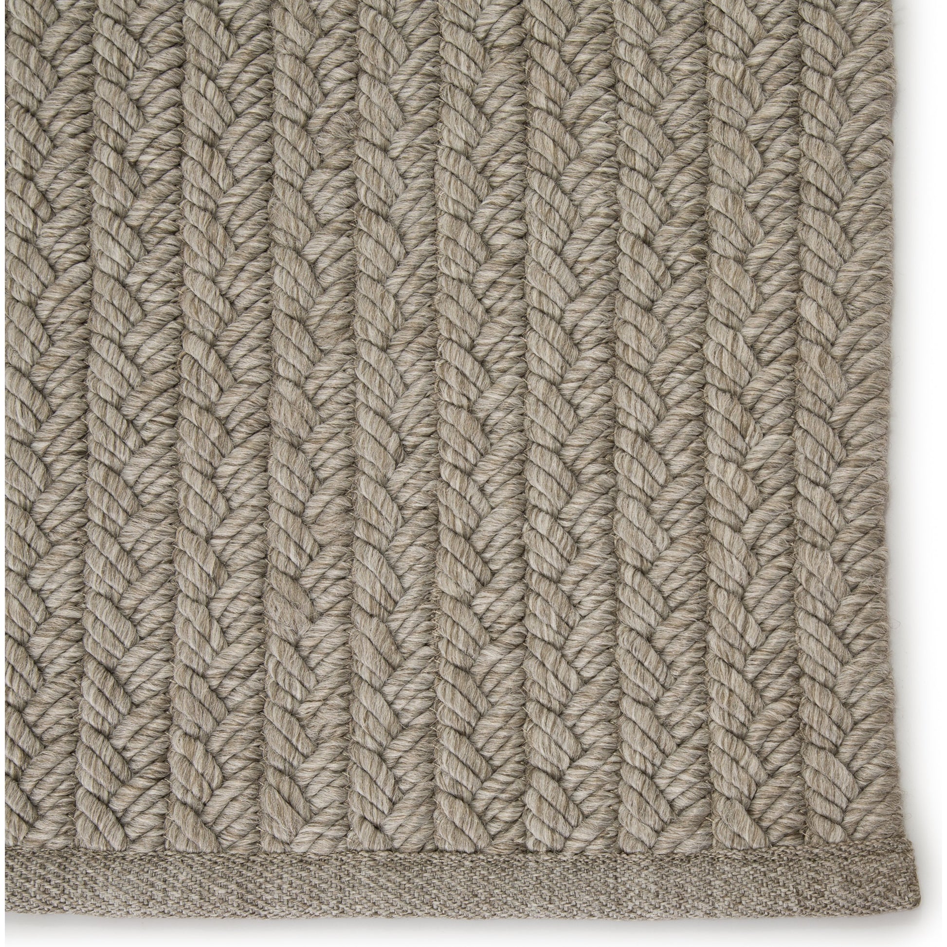 Iver Rug by Jaipur Living. Made from 50% polypropylene, 25% viscose, 25% polyester in a unique style.