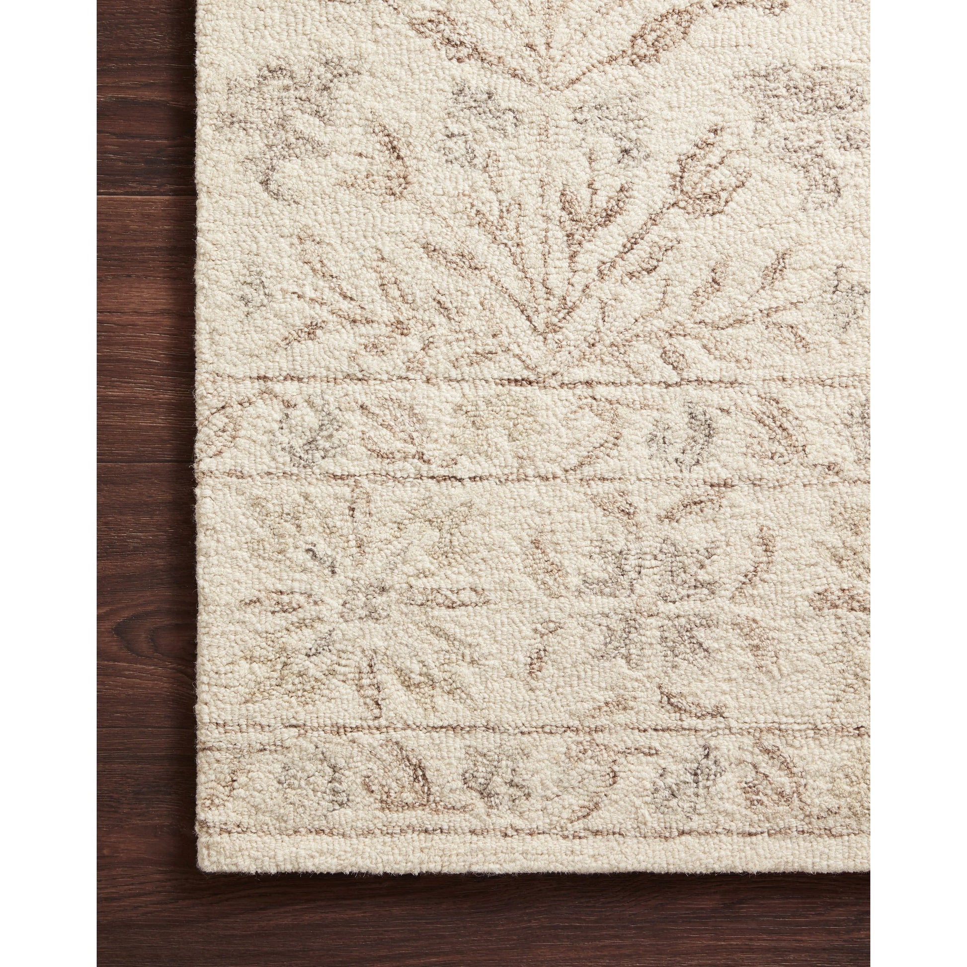 Norabel Penelope Rug by Loloi. Made from 100% wool in a transitional style.